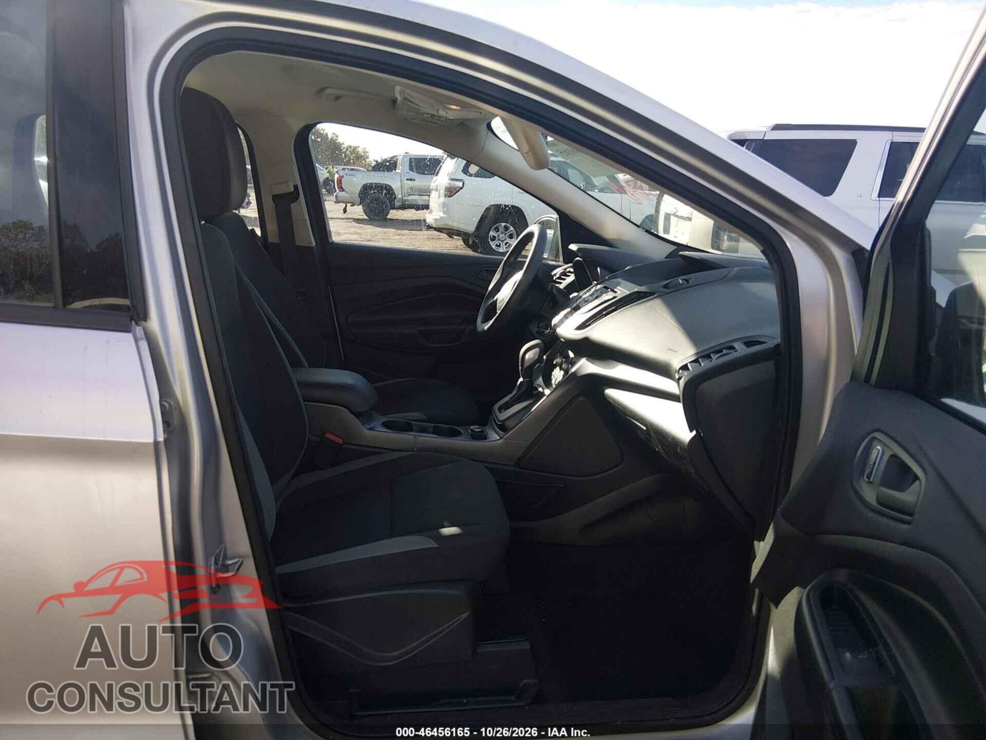 FORD ESCAPE 2016 - 1FMCU0F70GUC51184
