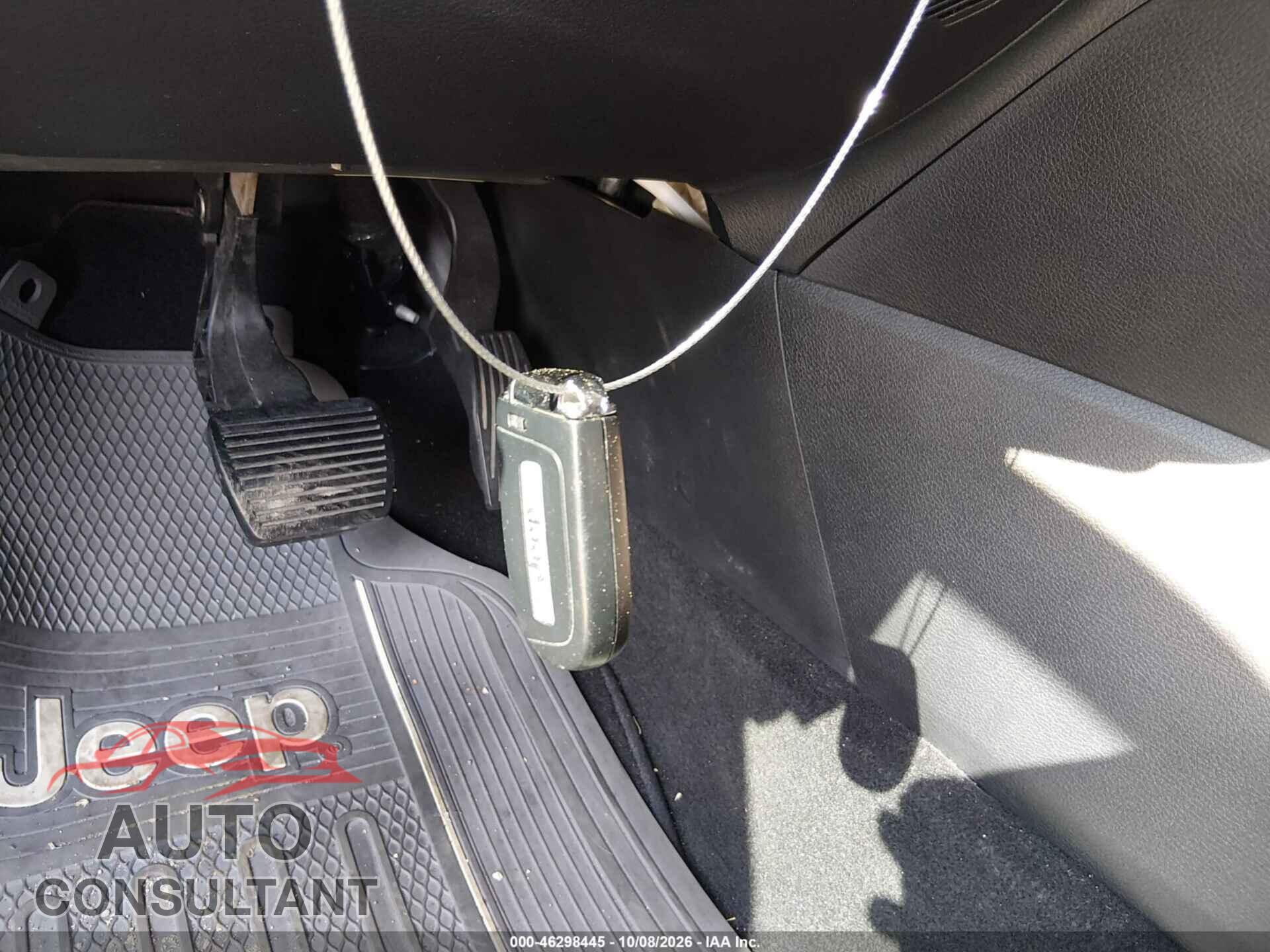 JEEP COMPASS 2022 - 3C4NJCBB4NT138024