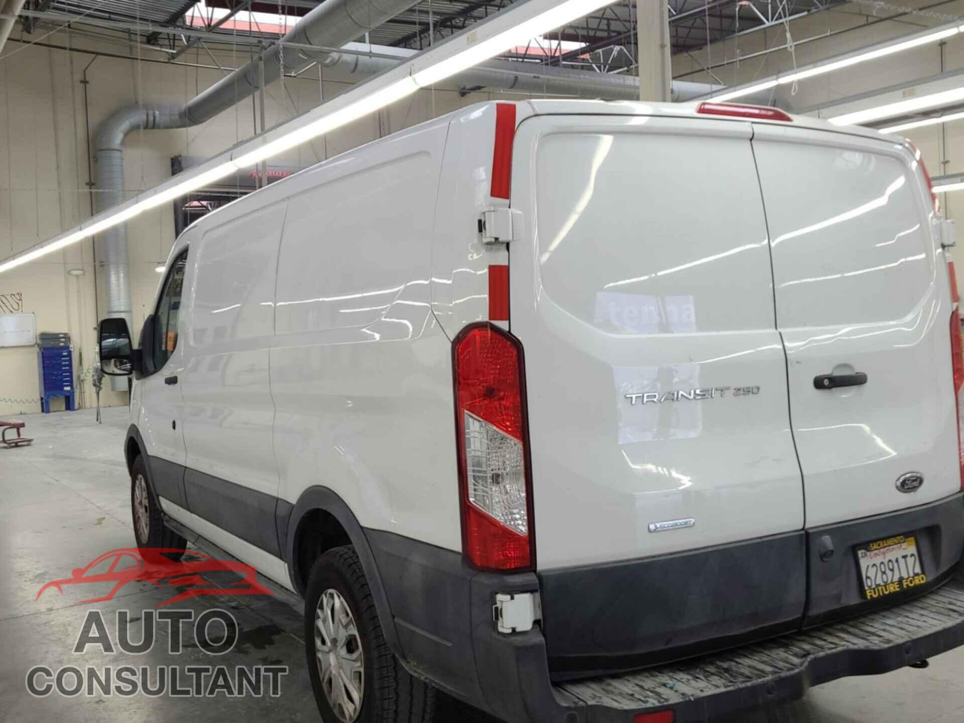 FORD TRANSIT 2019 - 1FTYR1YG3KKA54030