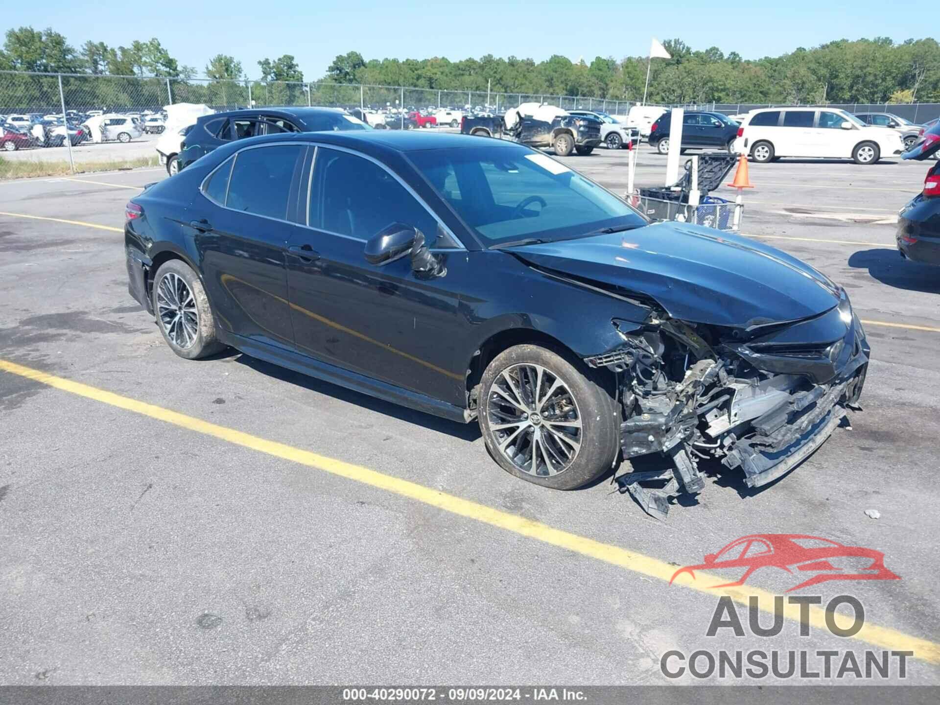 TOYOTA CAMRY 2018 - 4T1B11HKXJU056373