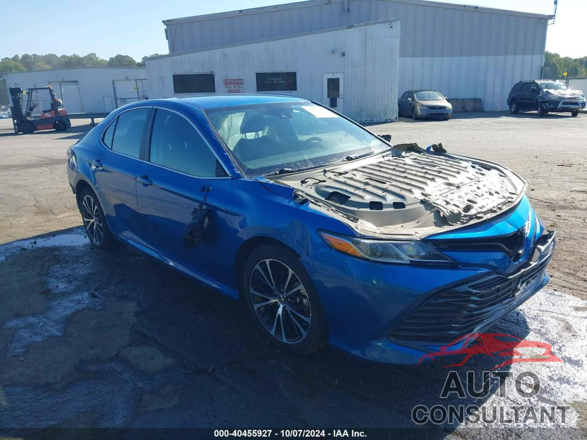 TOYOTA CAMRY 2020 - 4T1C11AK7LU310204