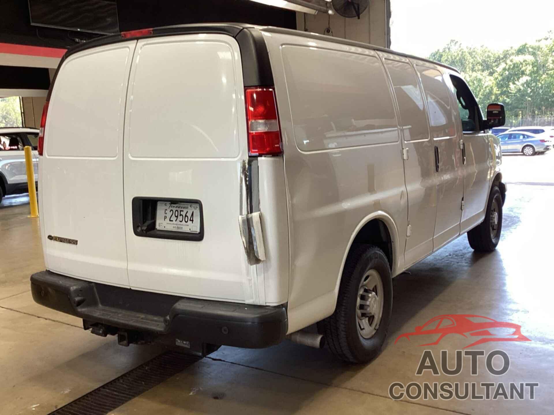 CHEVROLET EXPRESS 2500 2019 - 1GCWGAFP1K1367681