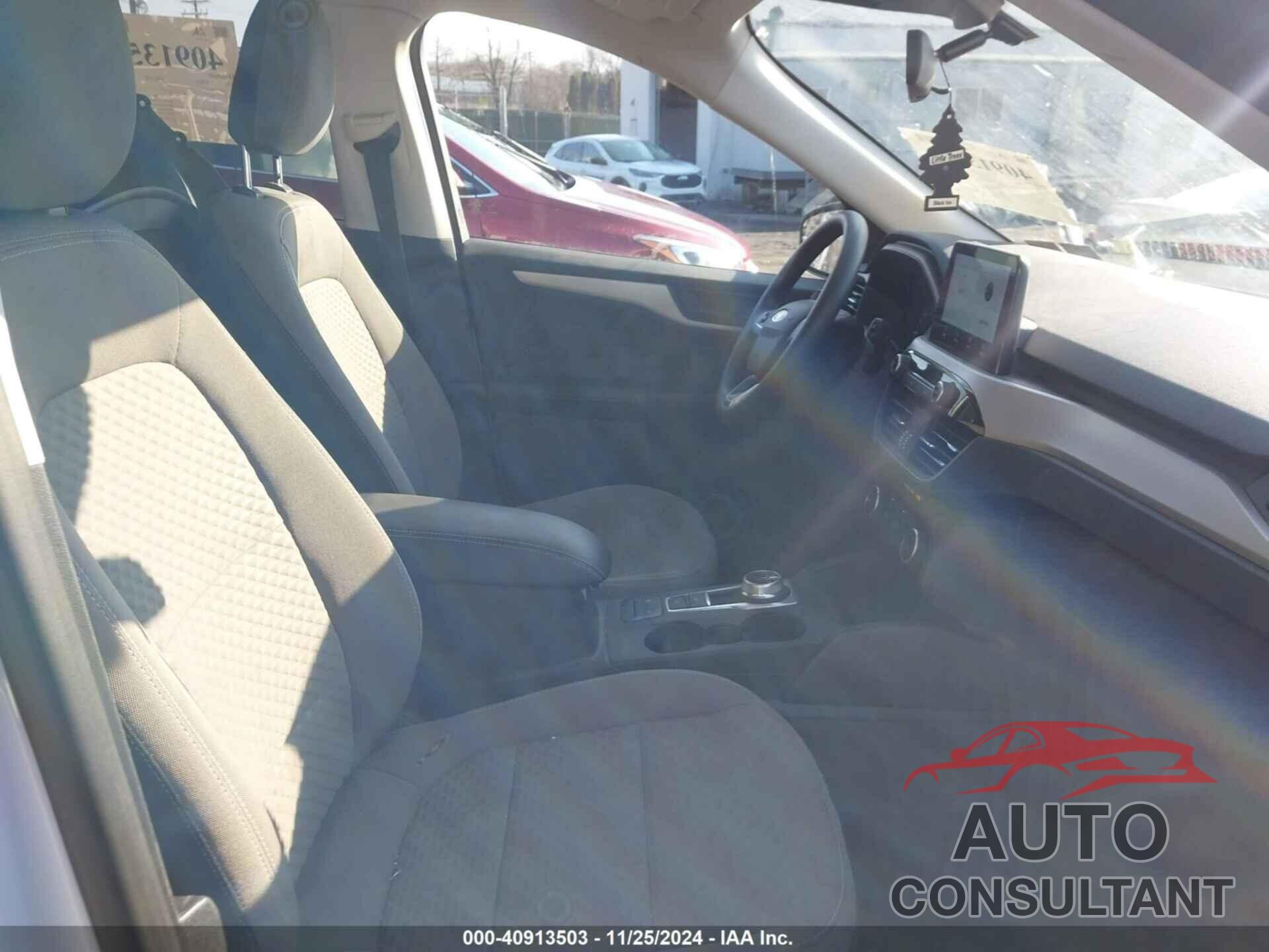 FORD ESCAPE 2022 - 1FMCU9G67NUB31258