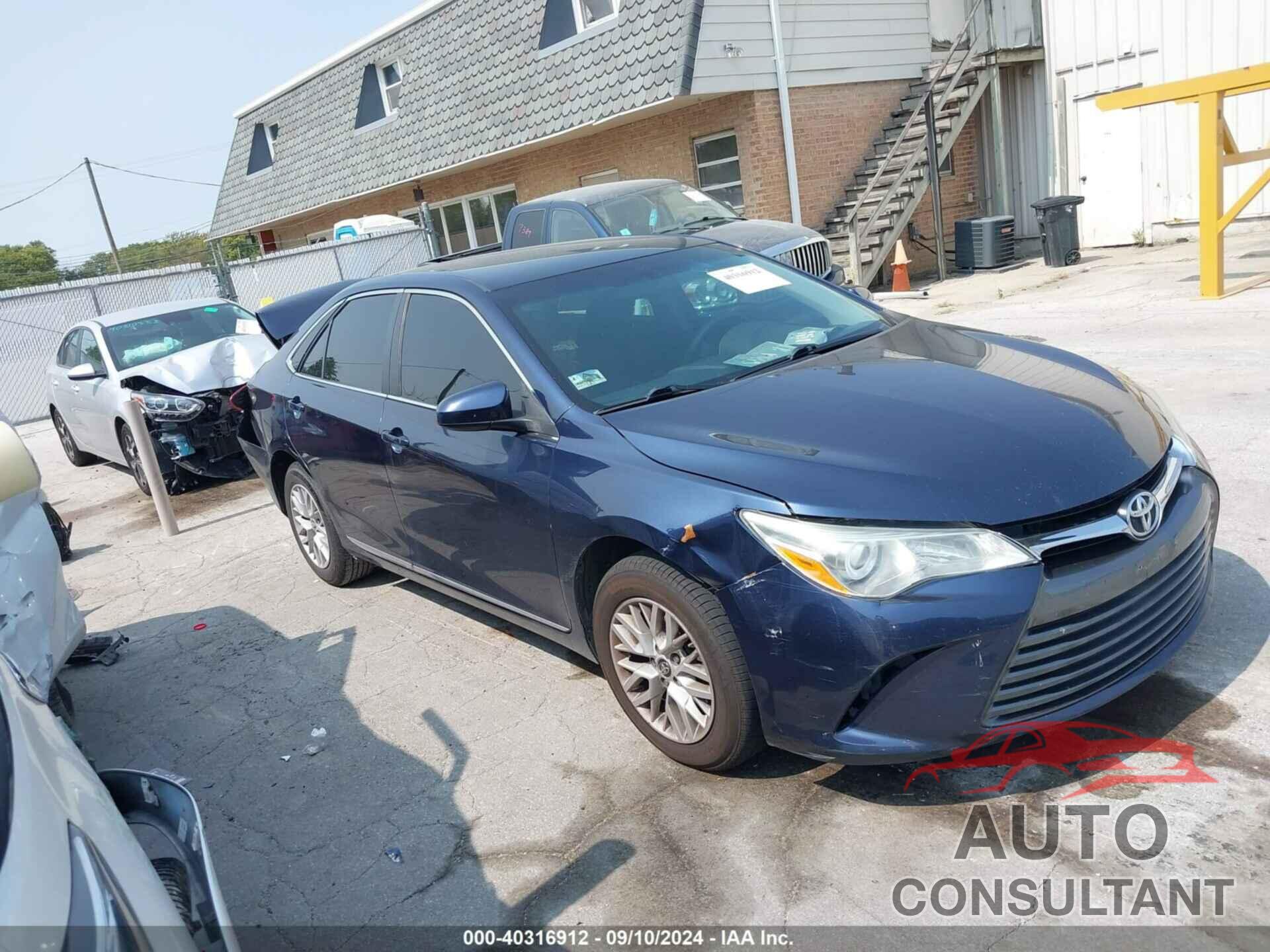 TOYOTA CAMRY 2016 - 4T4BF1FK5GR545962