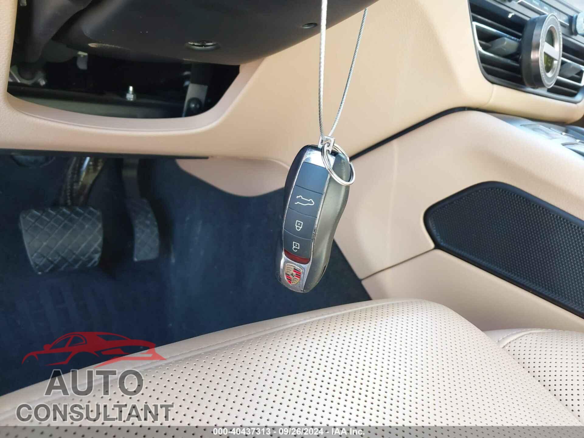 PORSCHE MACAN 2021 - WP1AA2A5XMLB13514