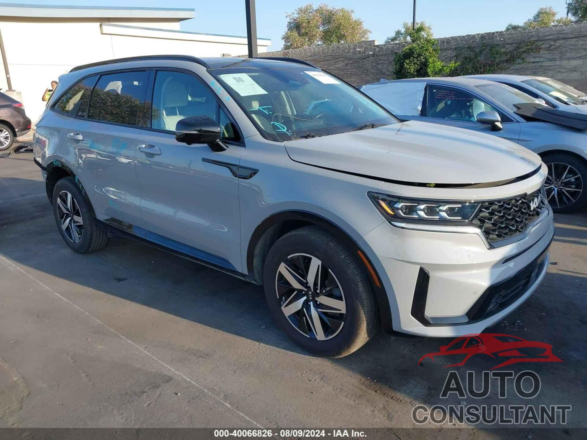KIA SORENTO 2022 - 5XYRK4LF5NG104316