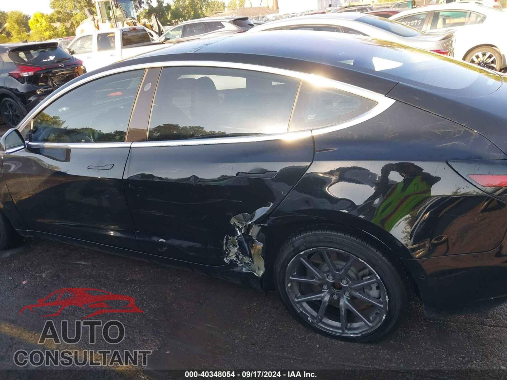 TESLA MODEL 3 2018 - 5YJ3E1EA9JF020823