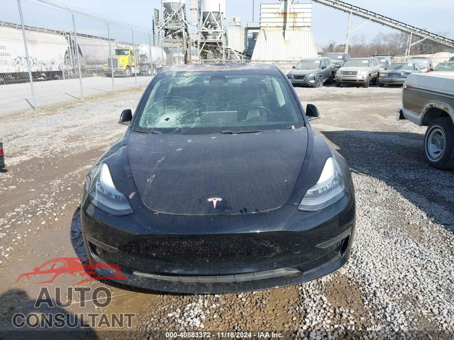 TESLA MODEL 3 2018 - 5YJ3E1EA7JF018777