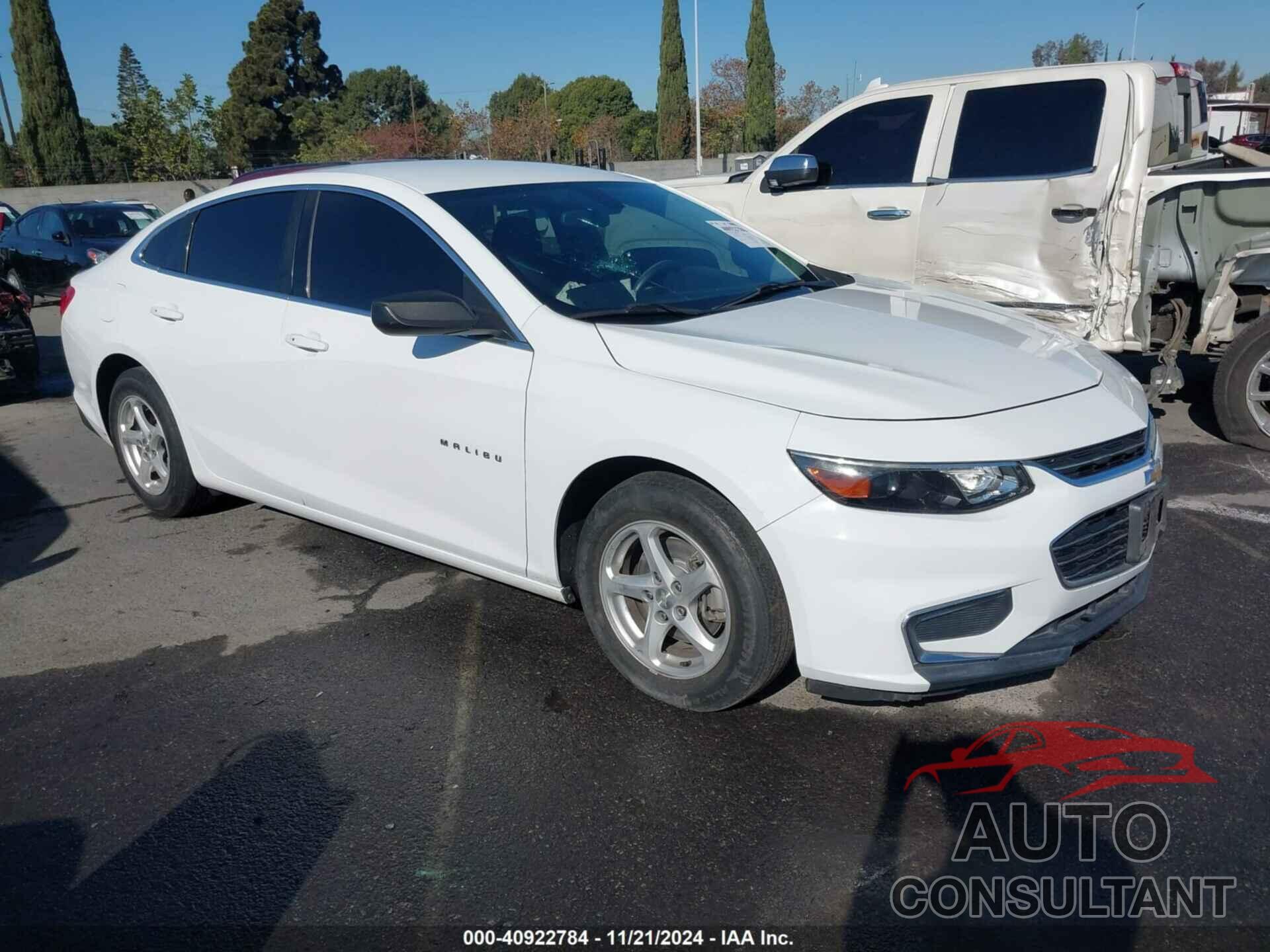 CHEVROLET MALIBU 2017 - 1G1ZB5ST4HF179800