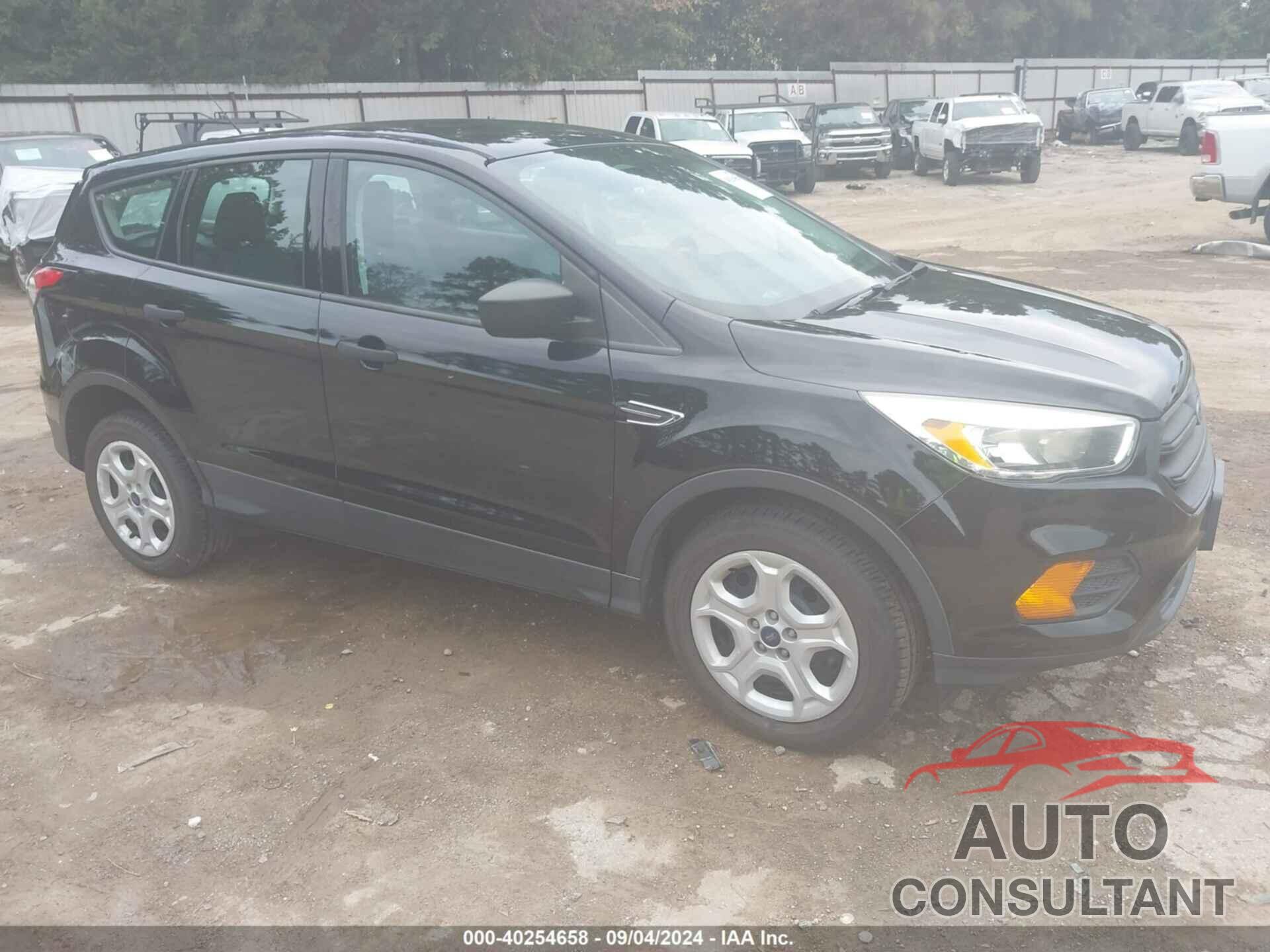 FORD ESCAPE 2017 - 1FMCU0F7XHUE97547