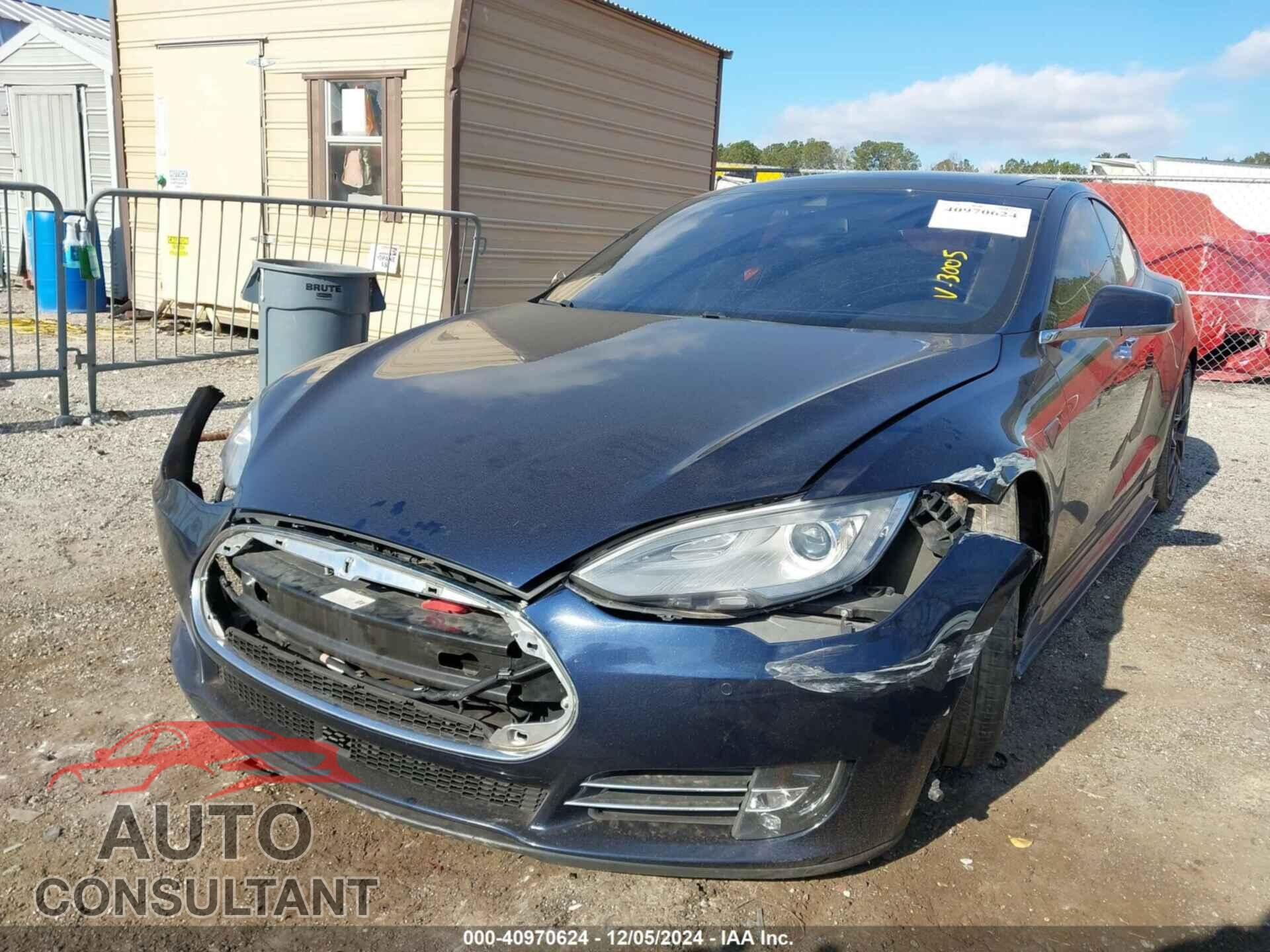 TESLA MODEL S 2015 - 5YJSA4H47FF083005