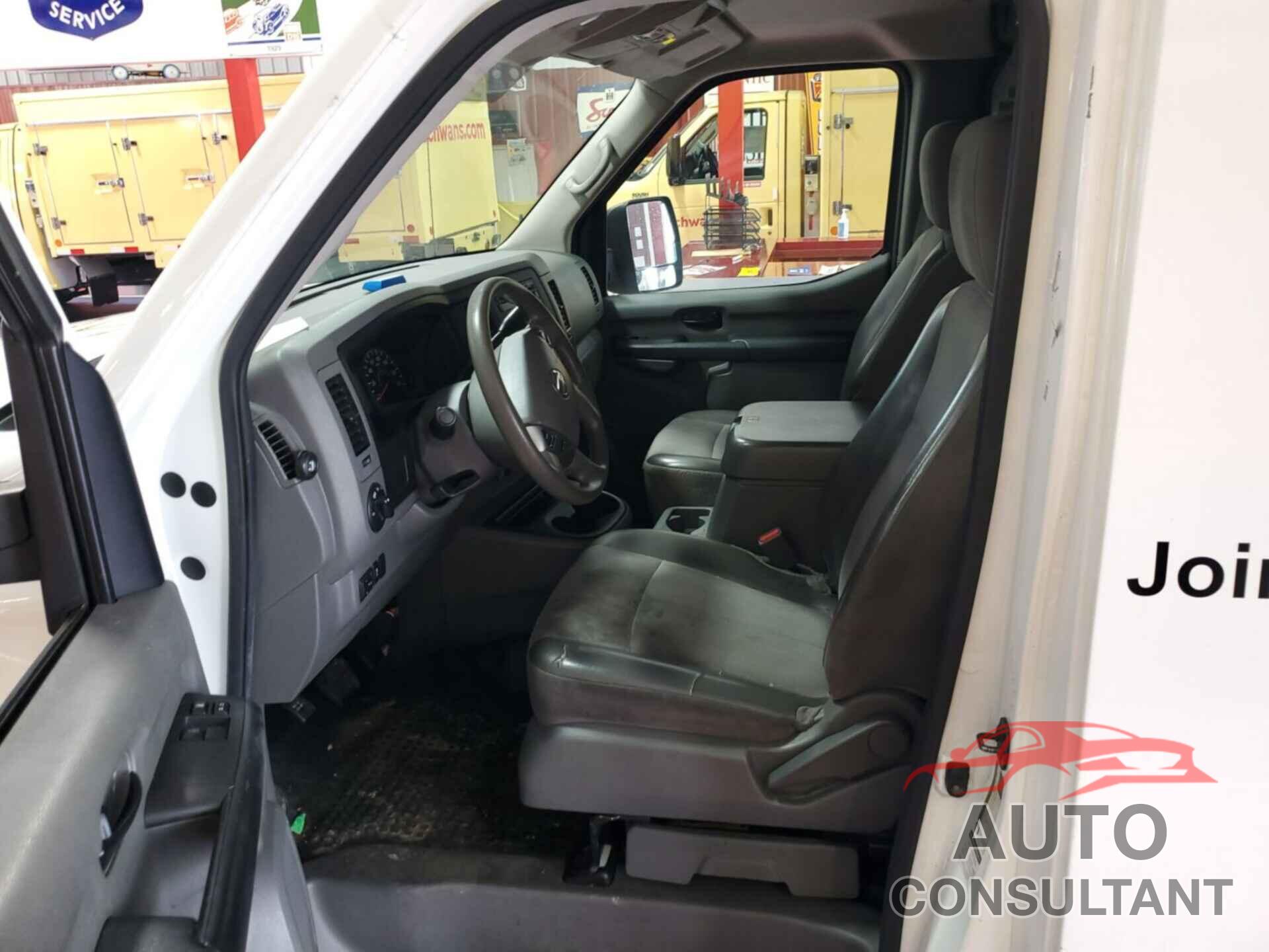 NISSAN NV 2016 - 1N6BF0KY3GN806077