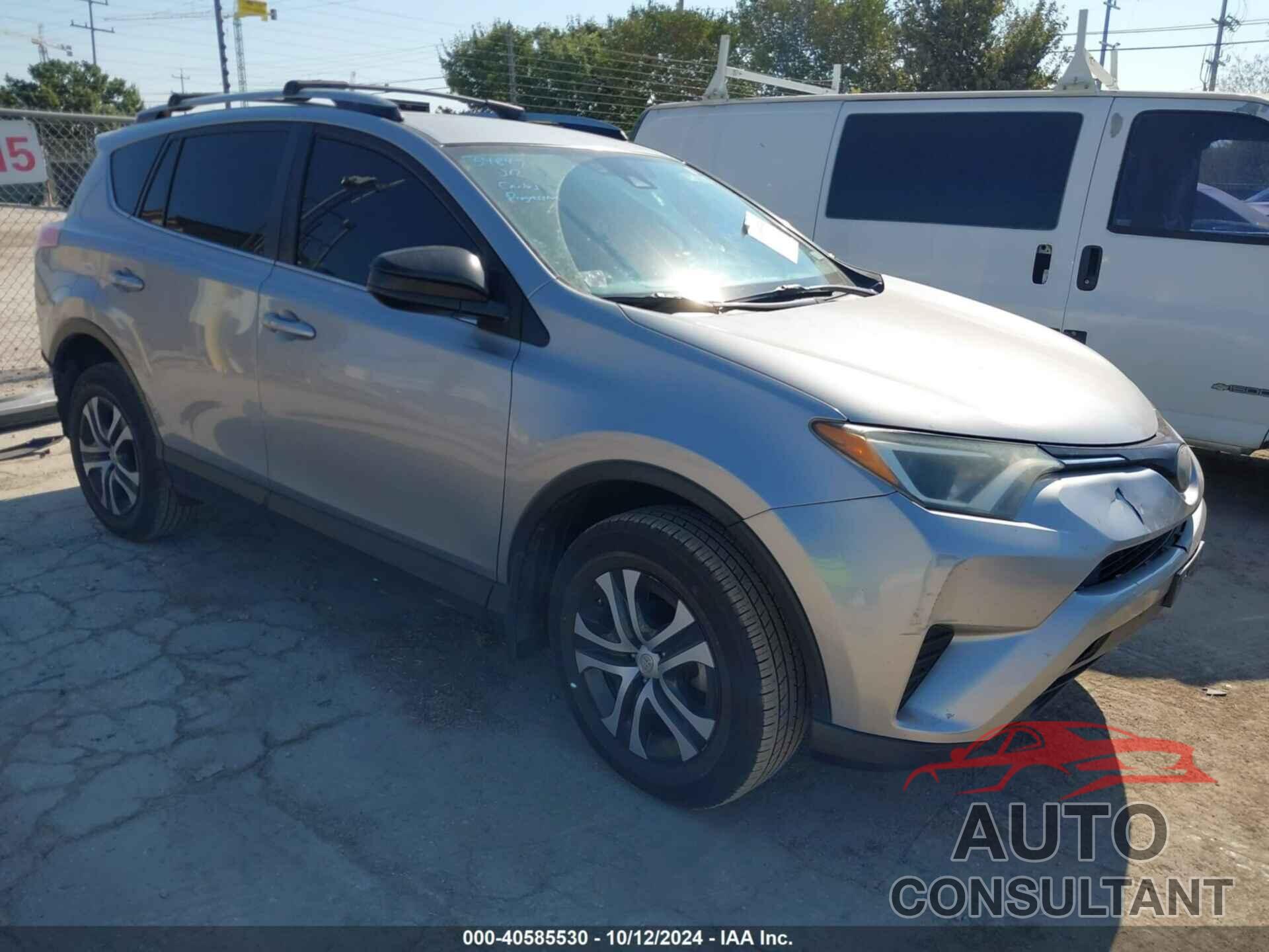 TOYOTA RAV4 2018 - JTMZFREV4JD110493