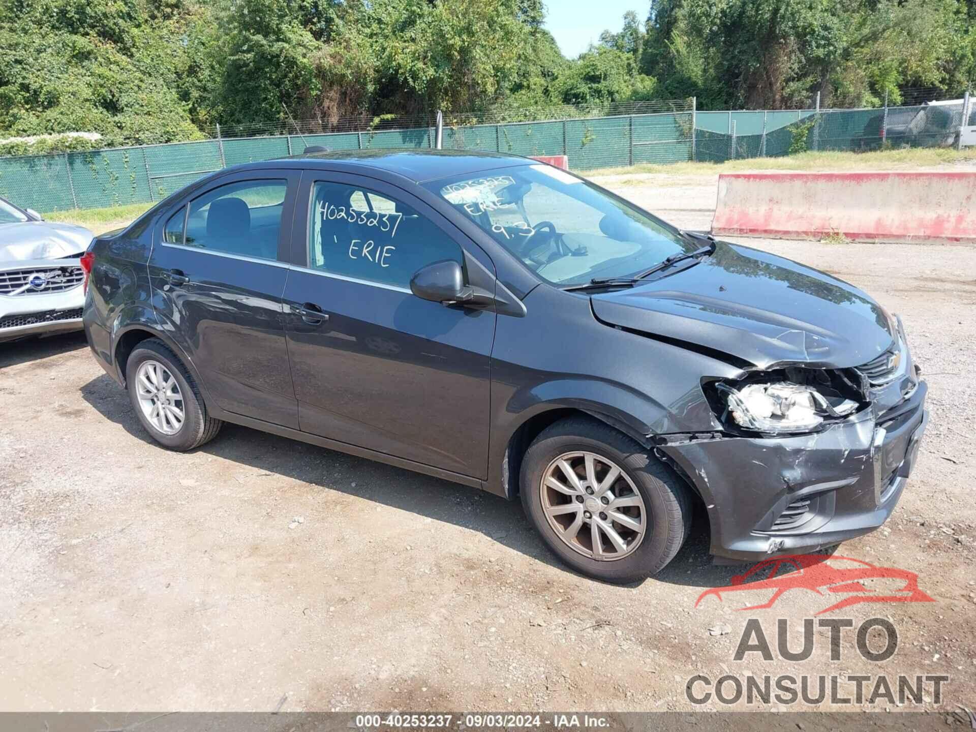 CHEVROLET SONIC 2017 - 1G1JD5SG8H4145638