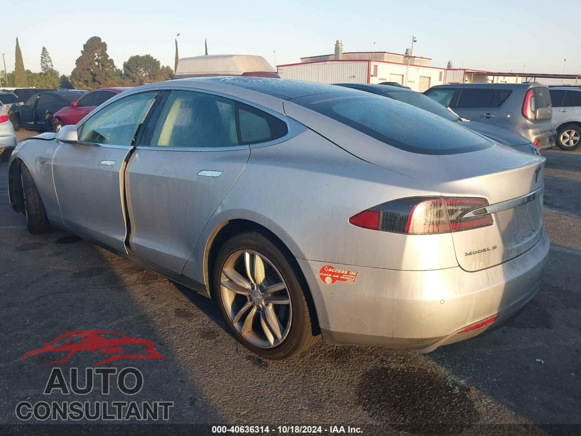 TESLA MODEL S 2015 - 5YJSA1E27FF114657
