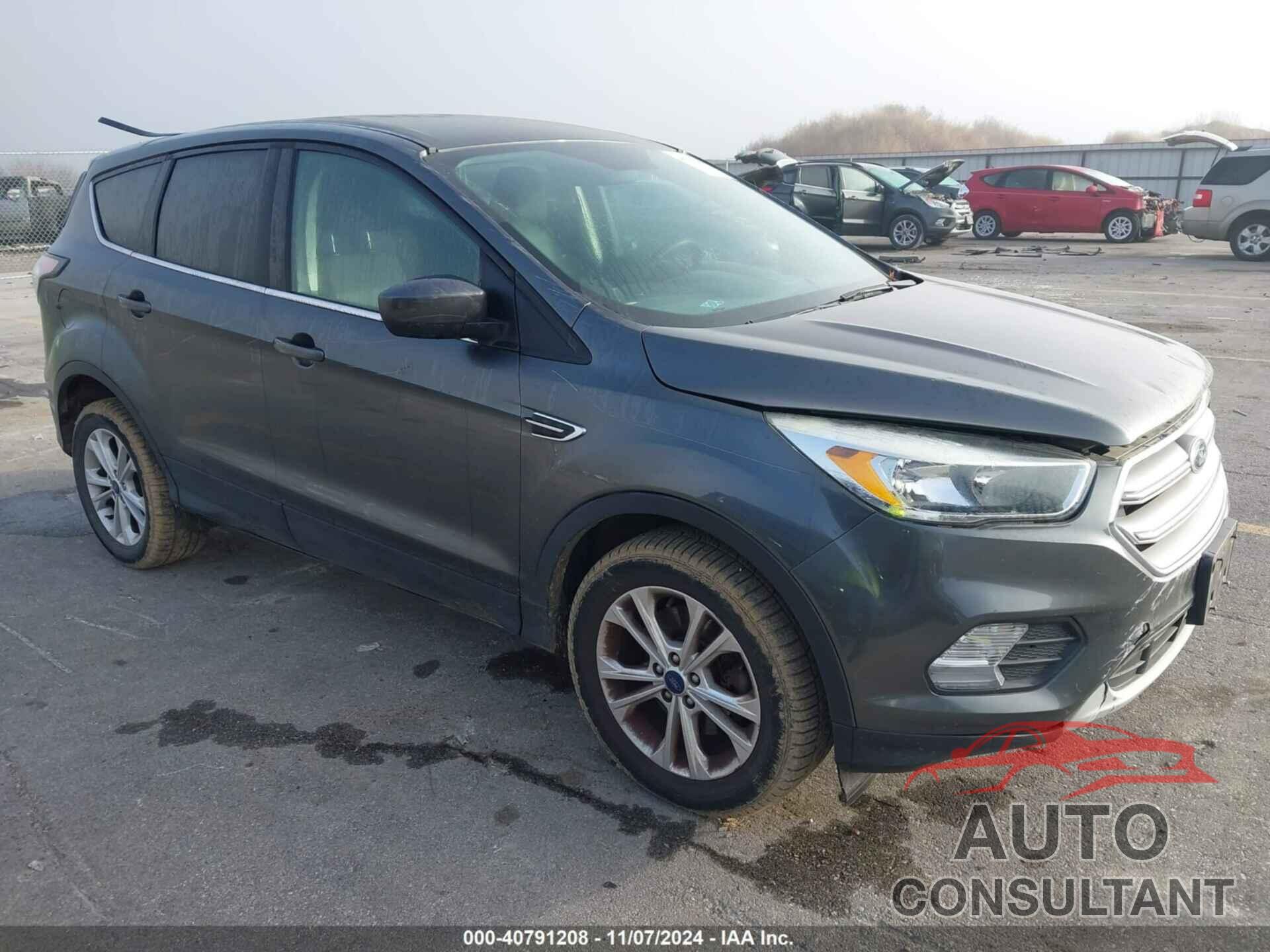 FORD ESCAPE 2017 - 1FMCU9GD3HUE49042
