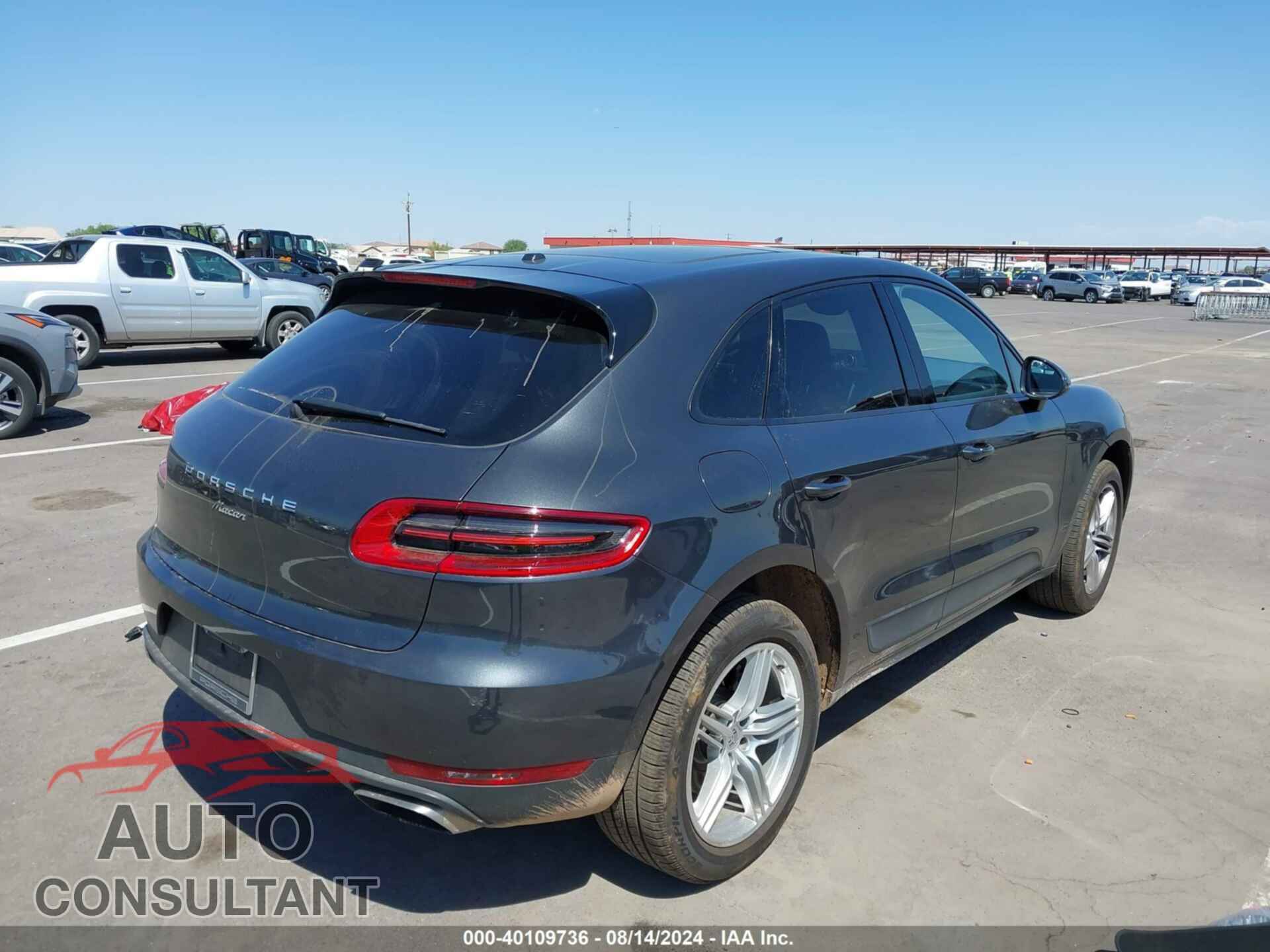 PORSCHE MACAN 2017 - WP1AA2A58HLB83339