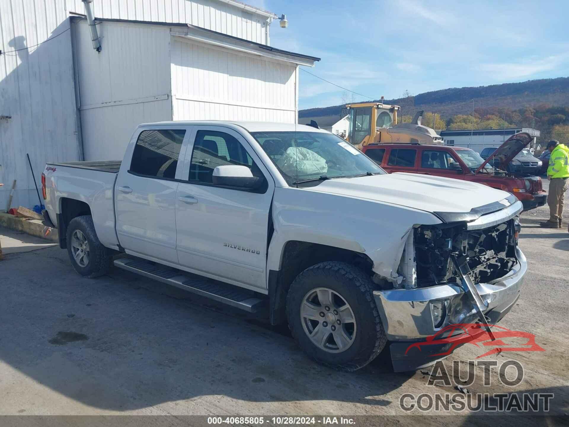 CHEVROLET SILVERADO 1500 2018 - 3GCUKREC3JG261090