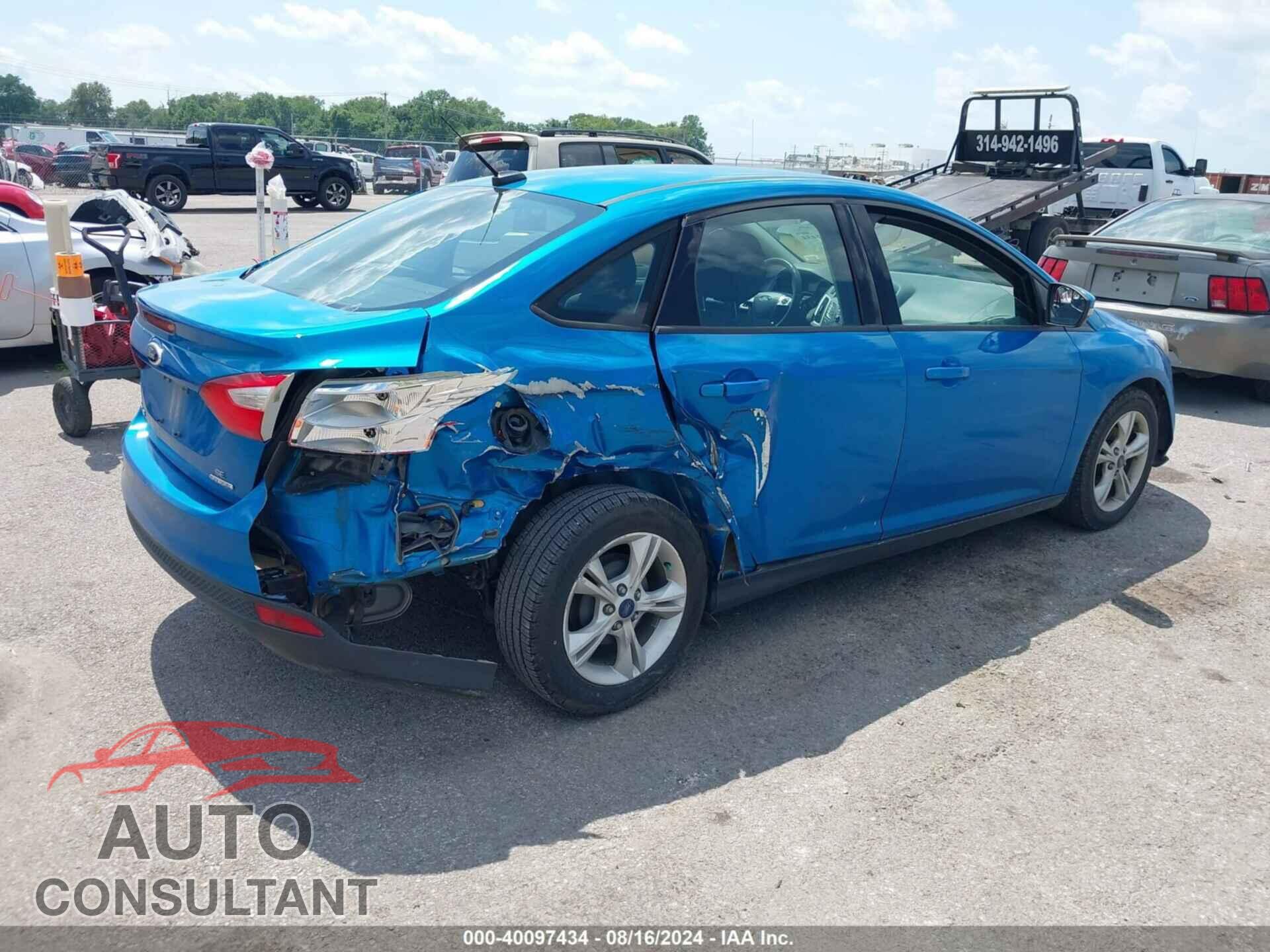 FORD FOCUS 2014 - 1FADP3F20EL452324