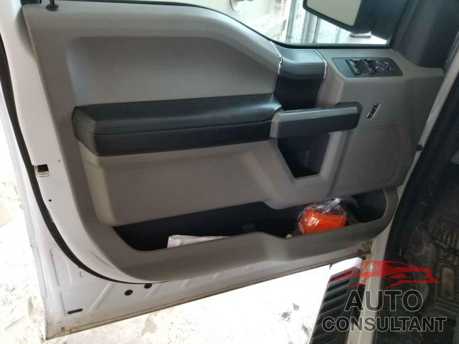 FORD F-150 2019 - 1FTEW1E5XKKC48777