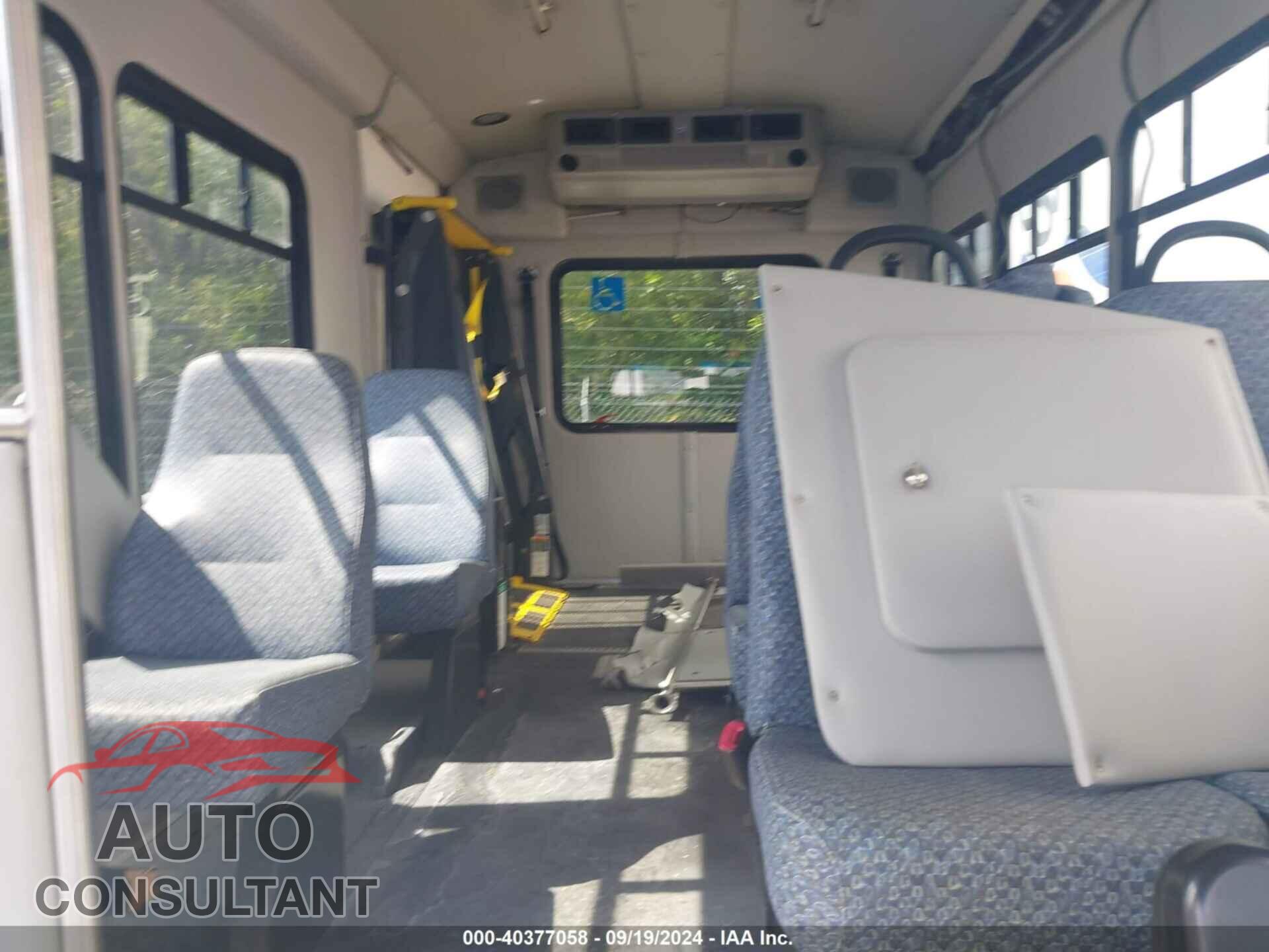 FORD E-350 CUTAWAY 2016 - 1FDEE3FLXGDC11439