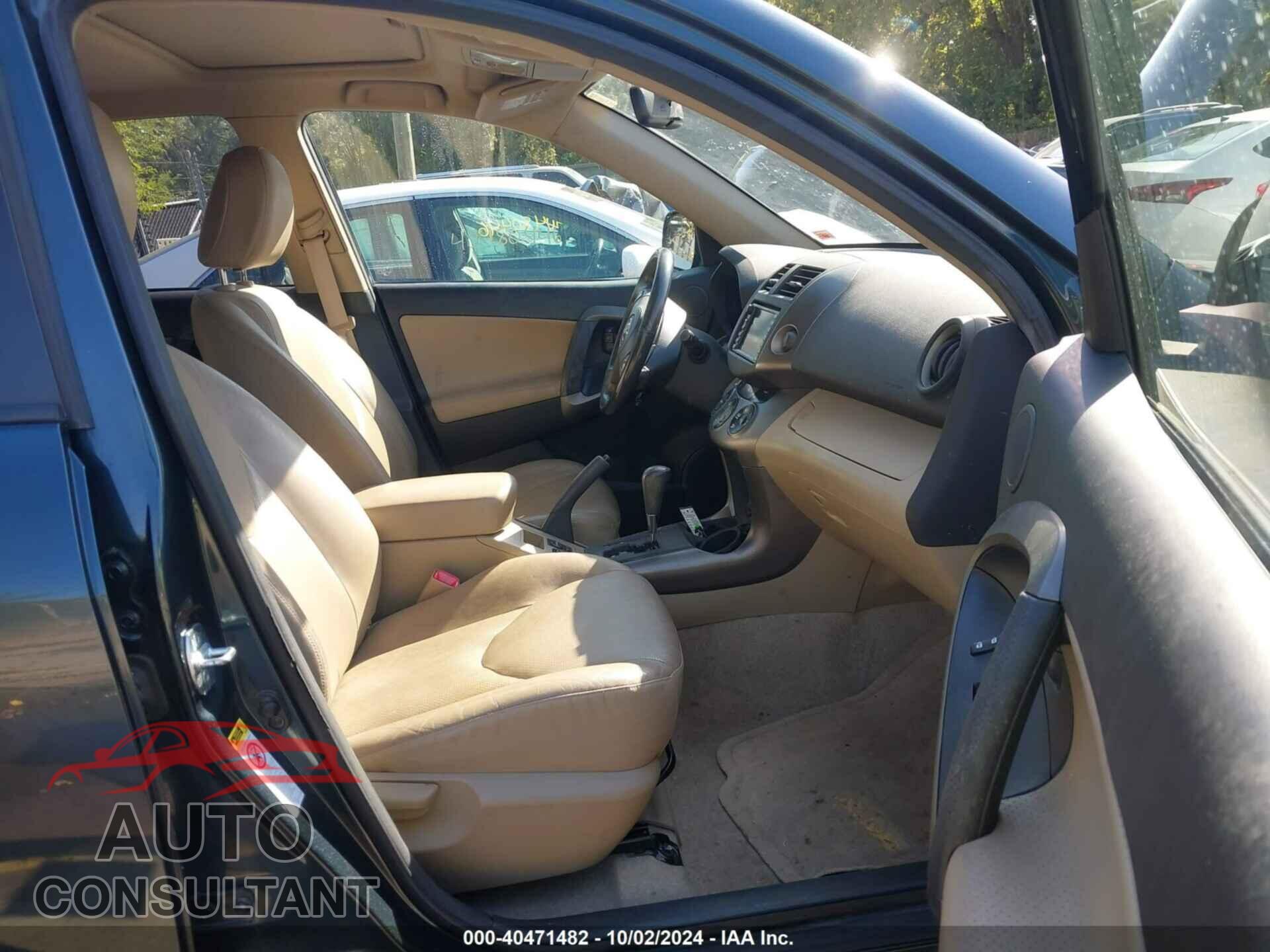 TOYOTA RAV4 2009 - JTMBK31V89D008979