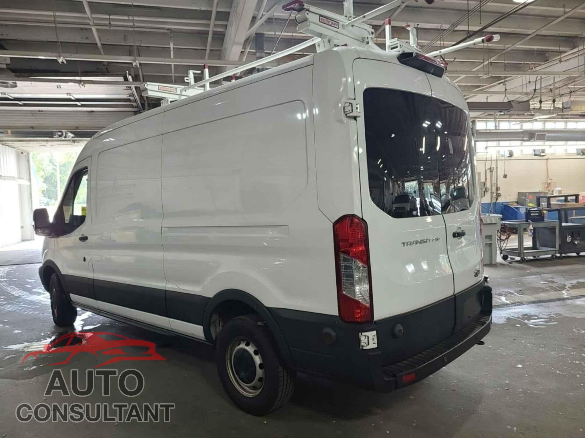 FORD TRANSIT 2019 - 1FTYR2CM4KKB16781