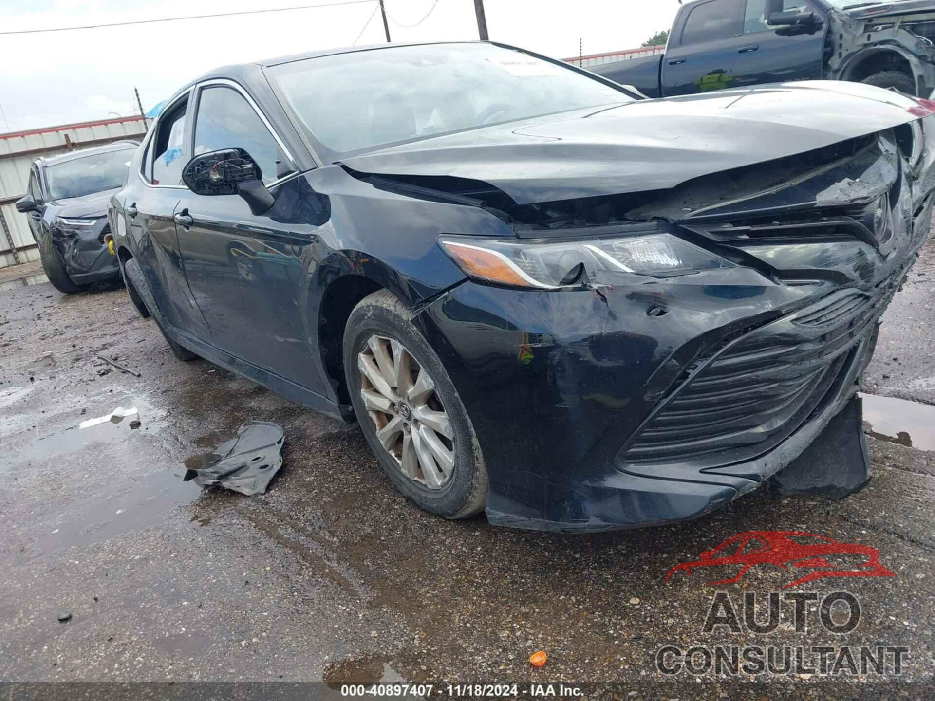 TOYOTA CAMRY 2018 - JTNB11HK4J3029224