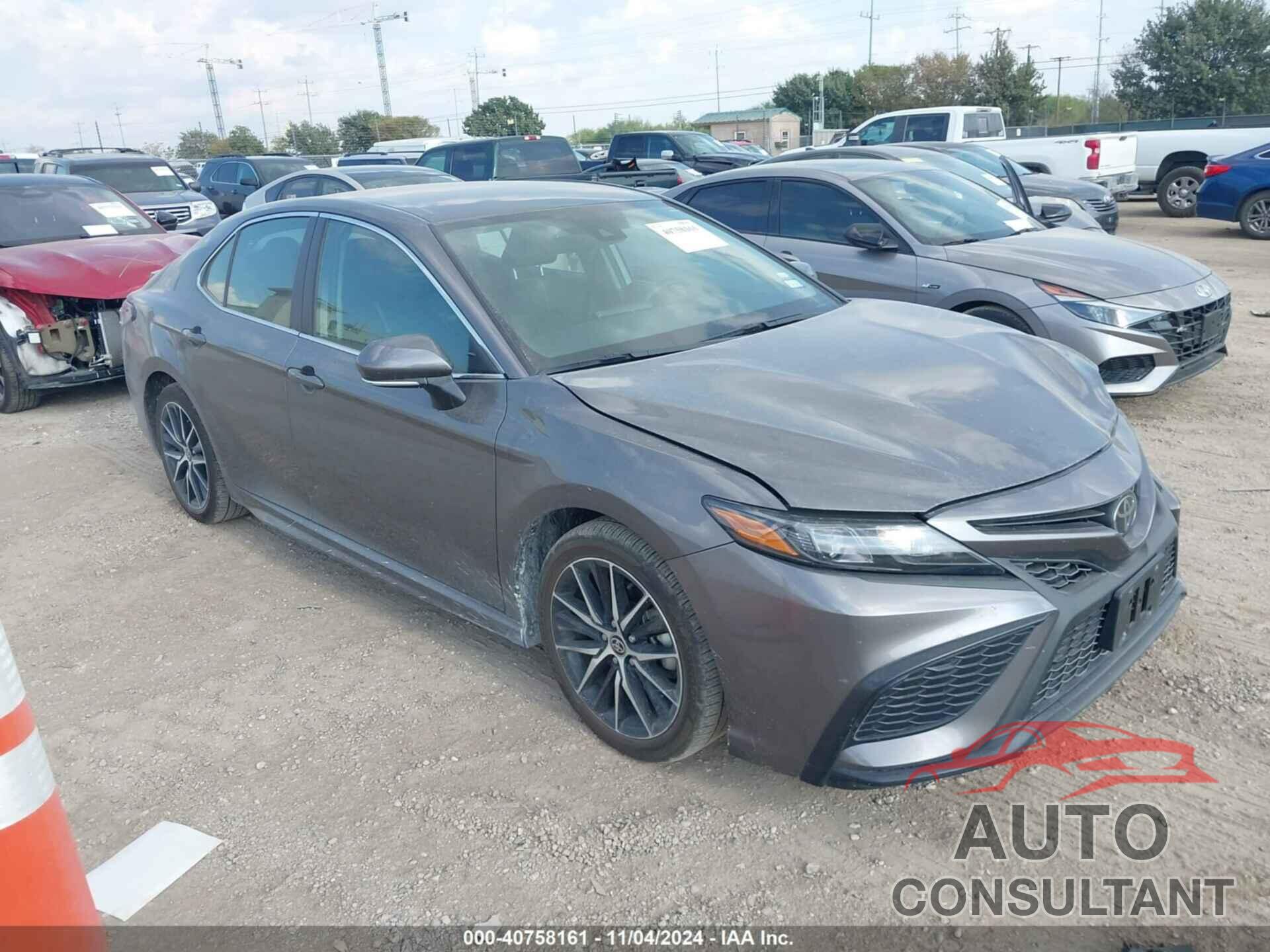 TOYOTA CAMRY 2024 - 4T1G11AK2RU886468
