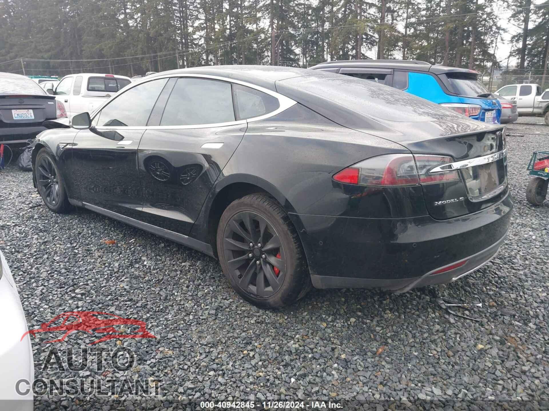TESLA MODEL S 2015 - 5YJSA1H21FFP68744