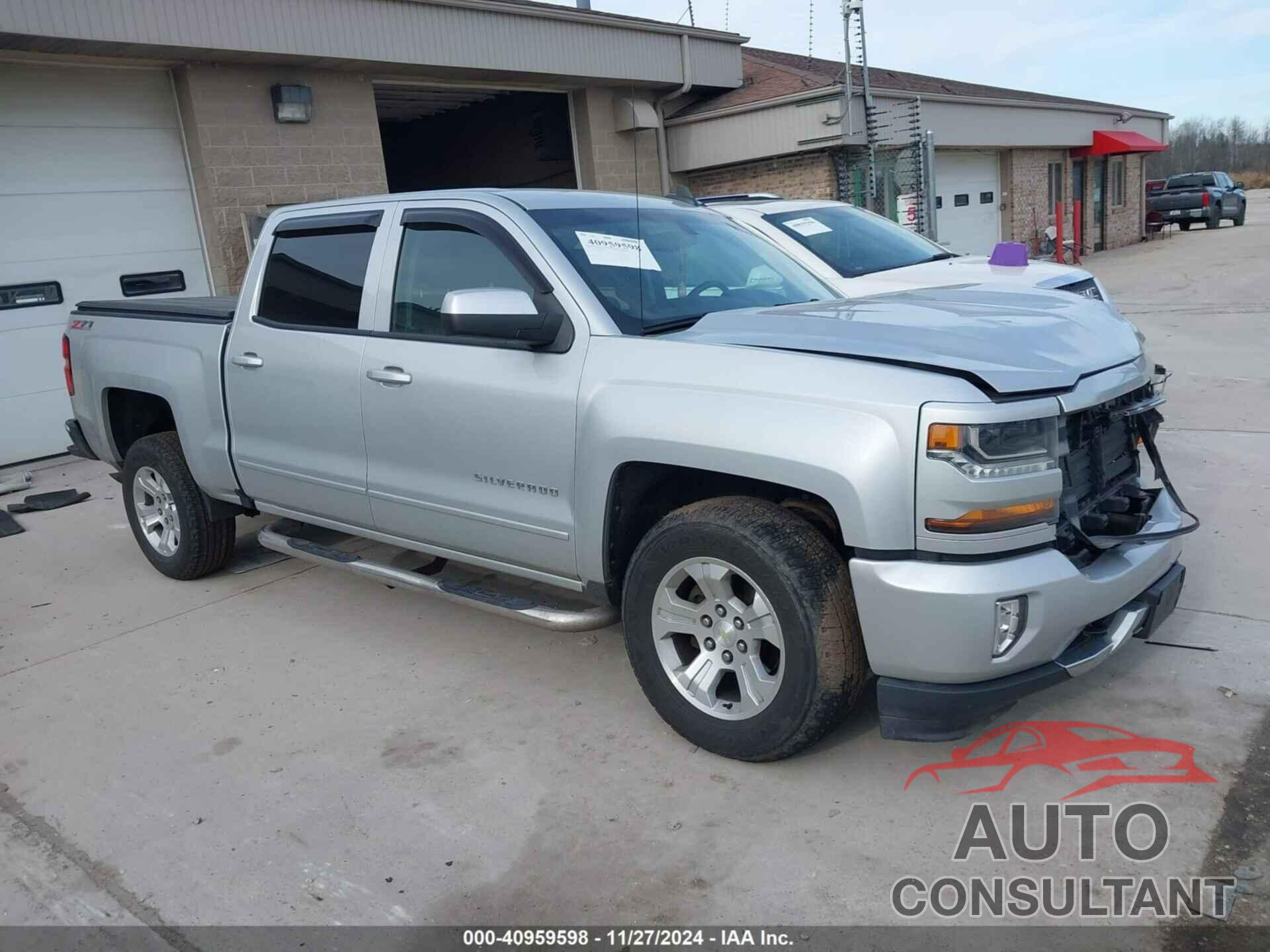 CHEVROLET SILVERADO 1500 2017 - 3GCUKREC8HG163604
