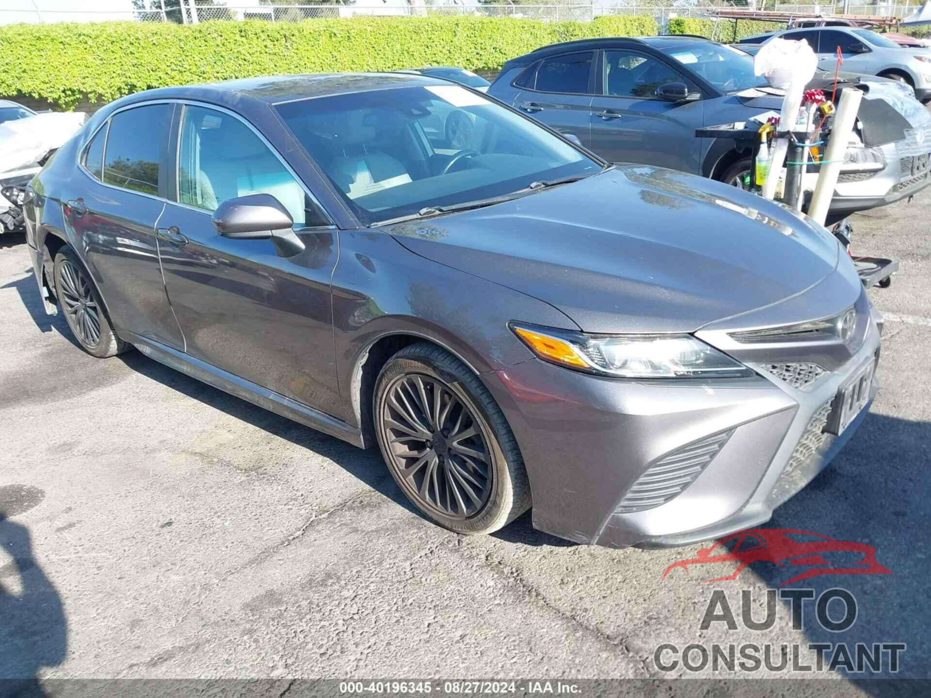 TOYOTA CAMRY 2018 - 4T1B11HKXJU522108