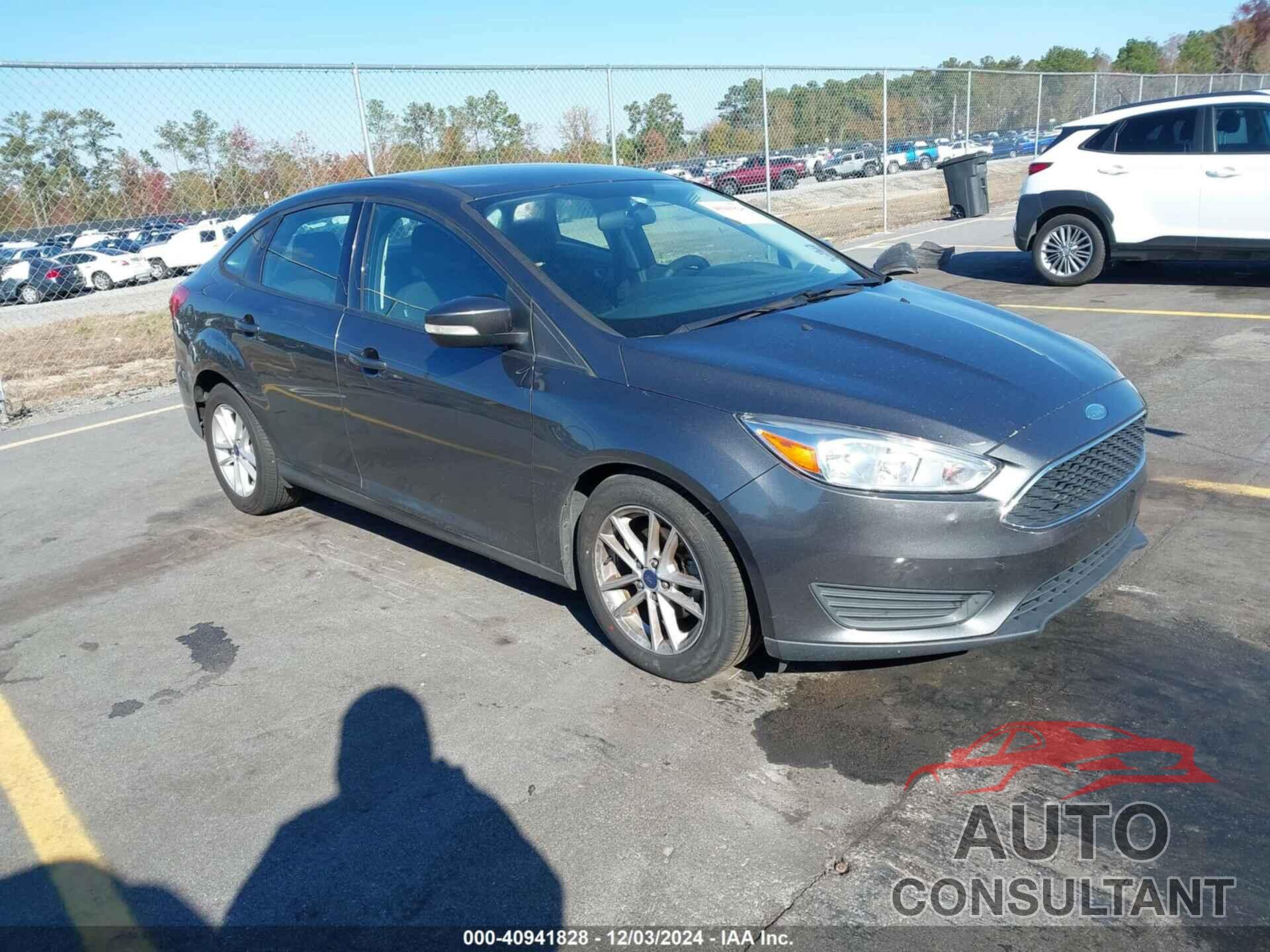 FORD FOCUS 2017 - 1FADP3F20HL241774