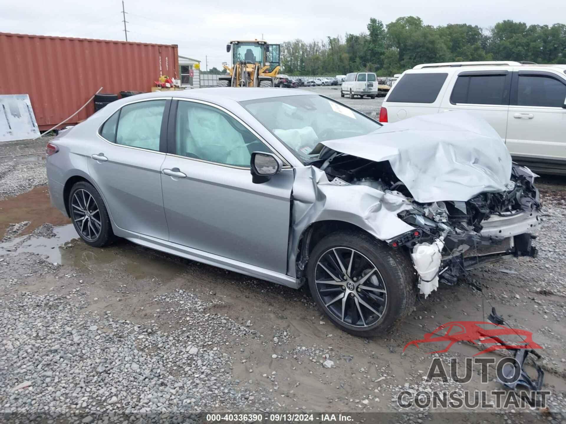 TOYOTA CAMRY 2023 - 4T1G11AK0PU188258