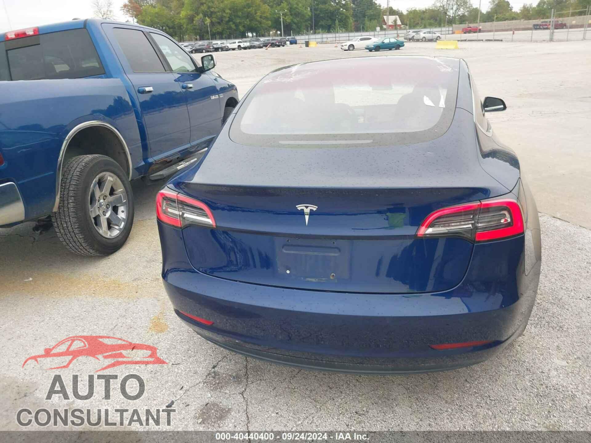 TESLA MODEL 3 2018 - 5YJ3E1EA6JF024733