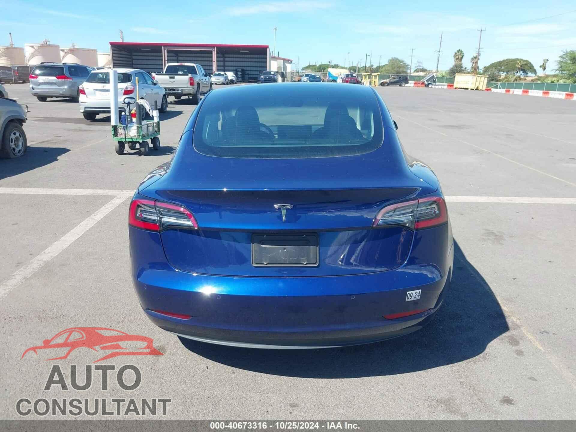 TESLA MODEL 3 2022 - 5YJ3E1EA5NF333616