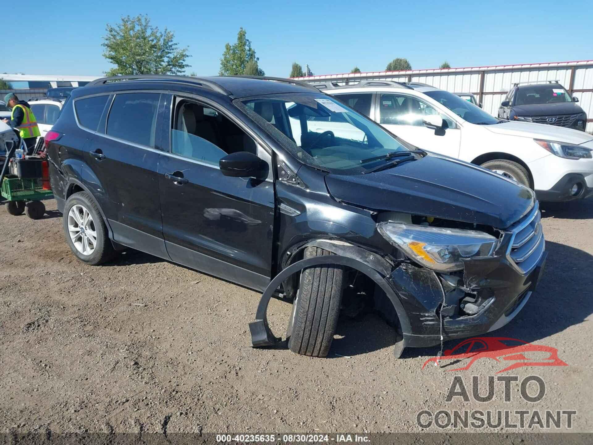 FORD ESCAPE 2019 - 1FMCU9HD3KUB80143