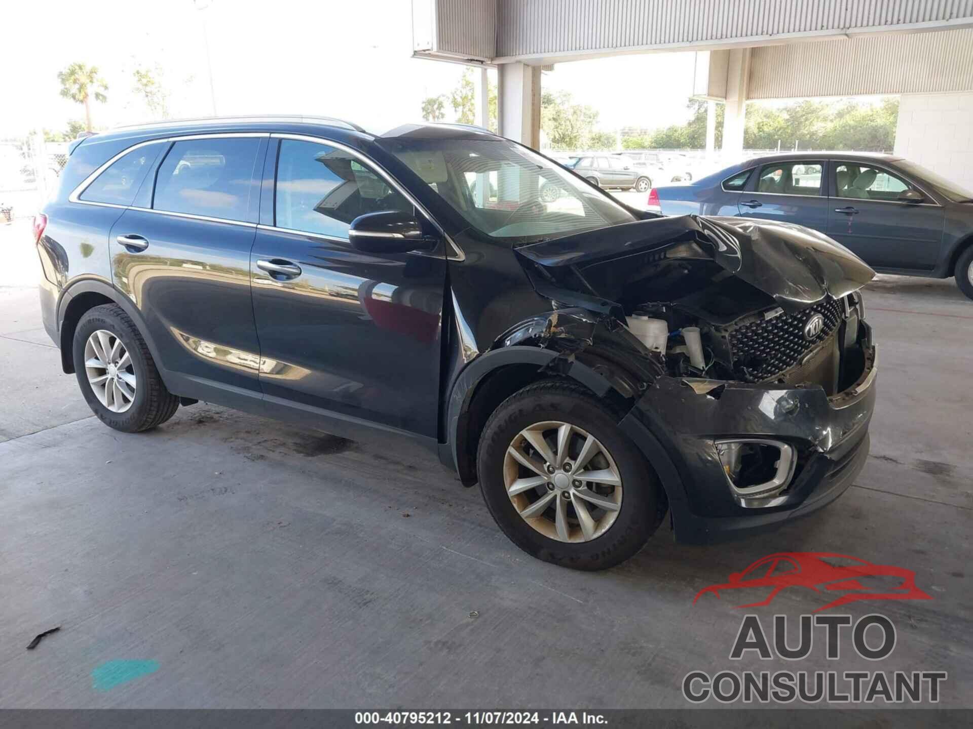 KIA SORENTO 2018 - 5XYPG4A36JG417435