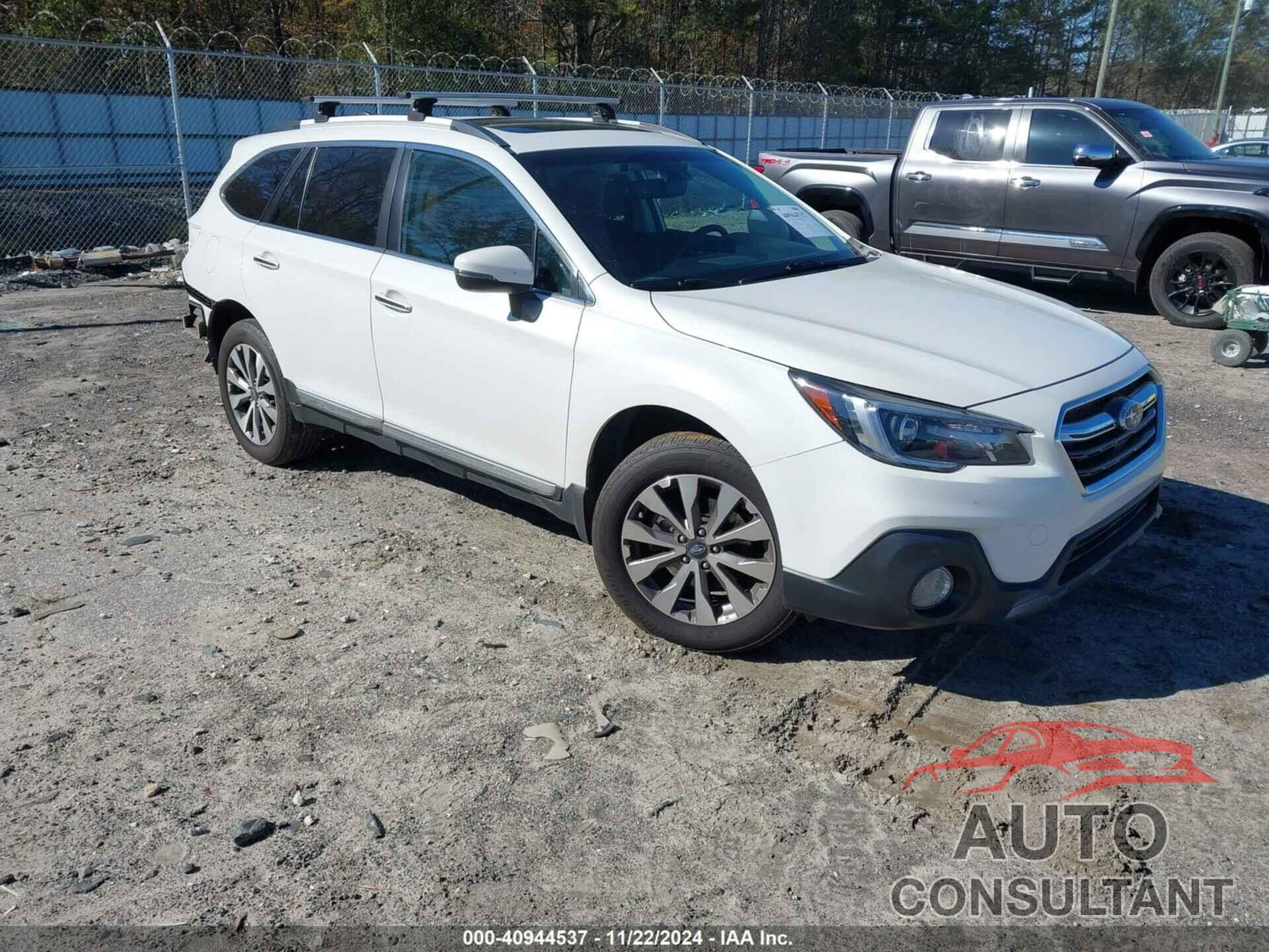 SUBARU OUTBACK 2018 - 4S4BSATC6J3348556