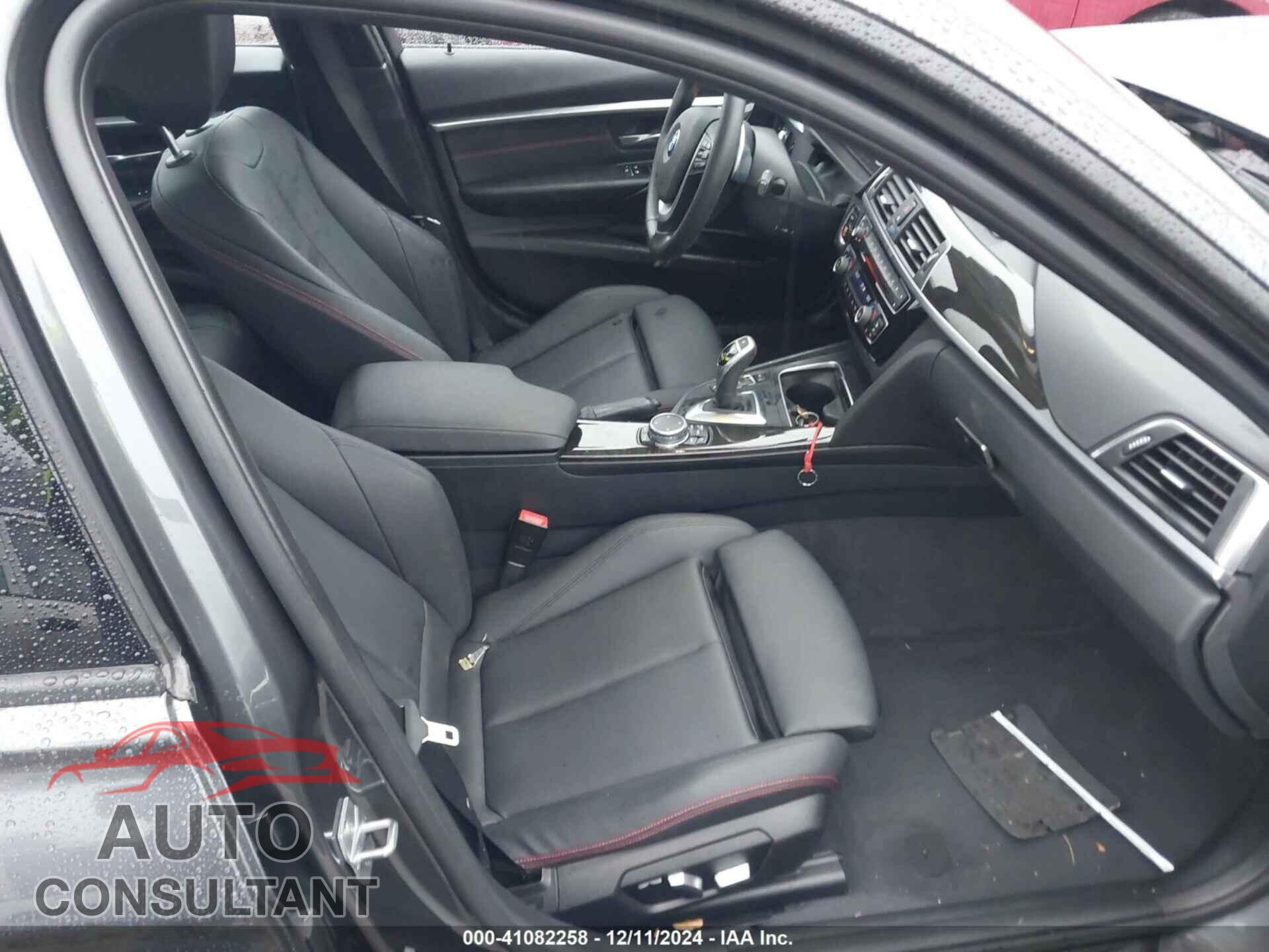 BMW 328I 2016 - WBA8E3G59GNU02424