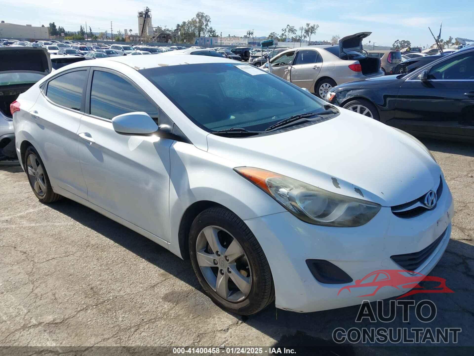 HYUNDAI ELANTRA 2011 - 5NPDH4AE2BH055759