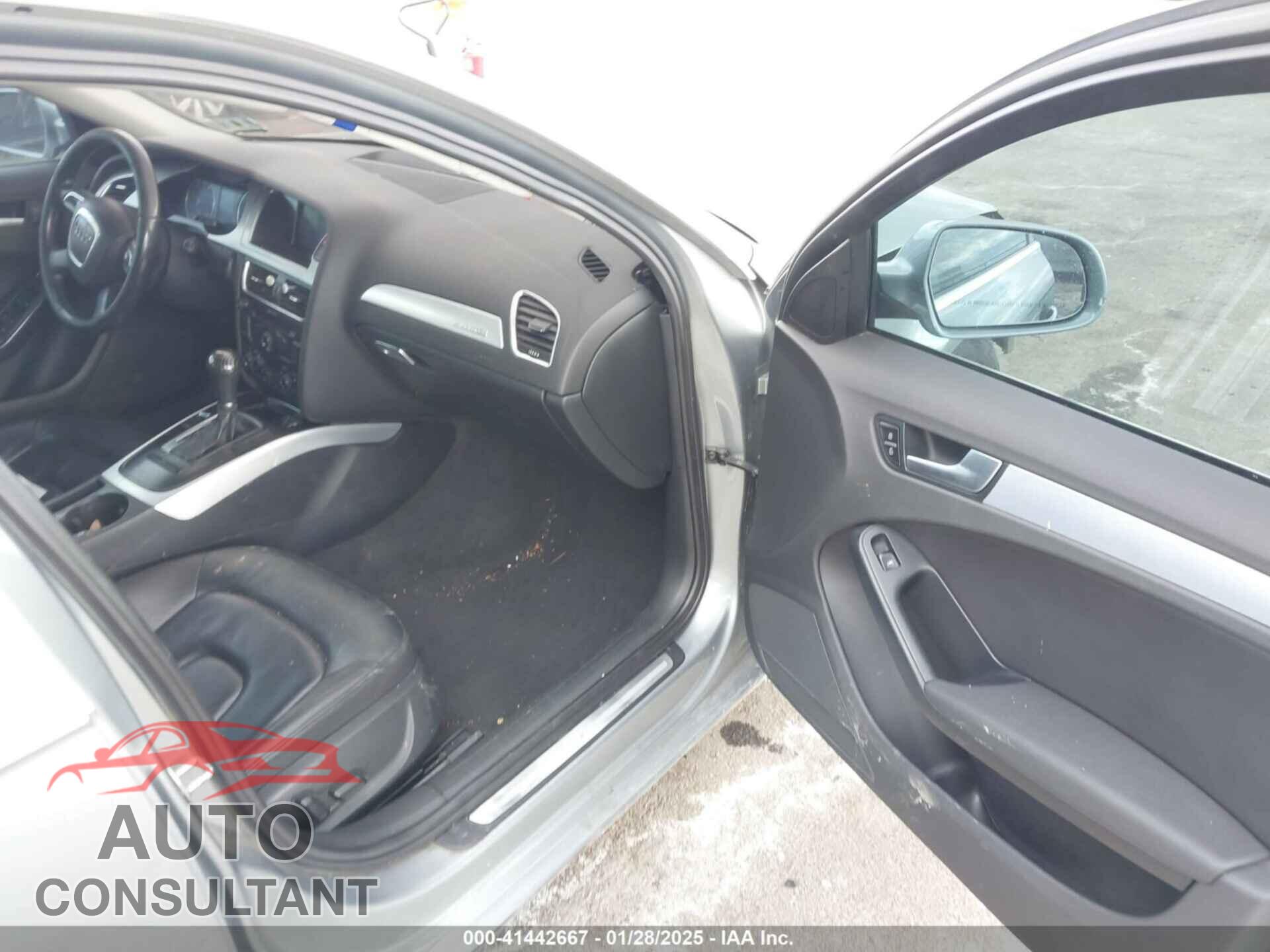AUDI A4 2011 - WAUFFAFL6BN043048