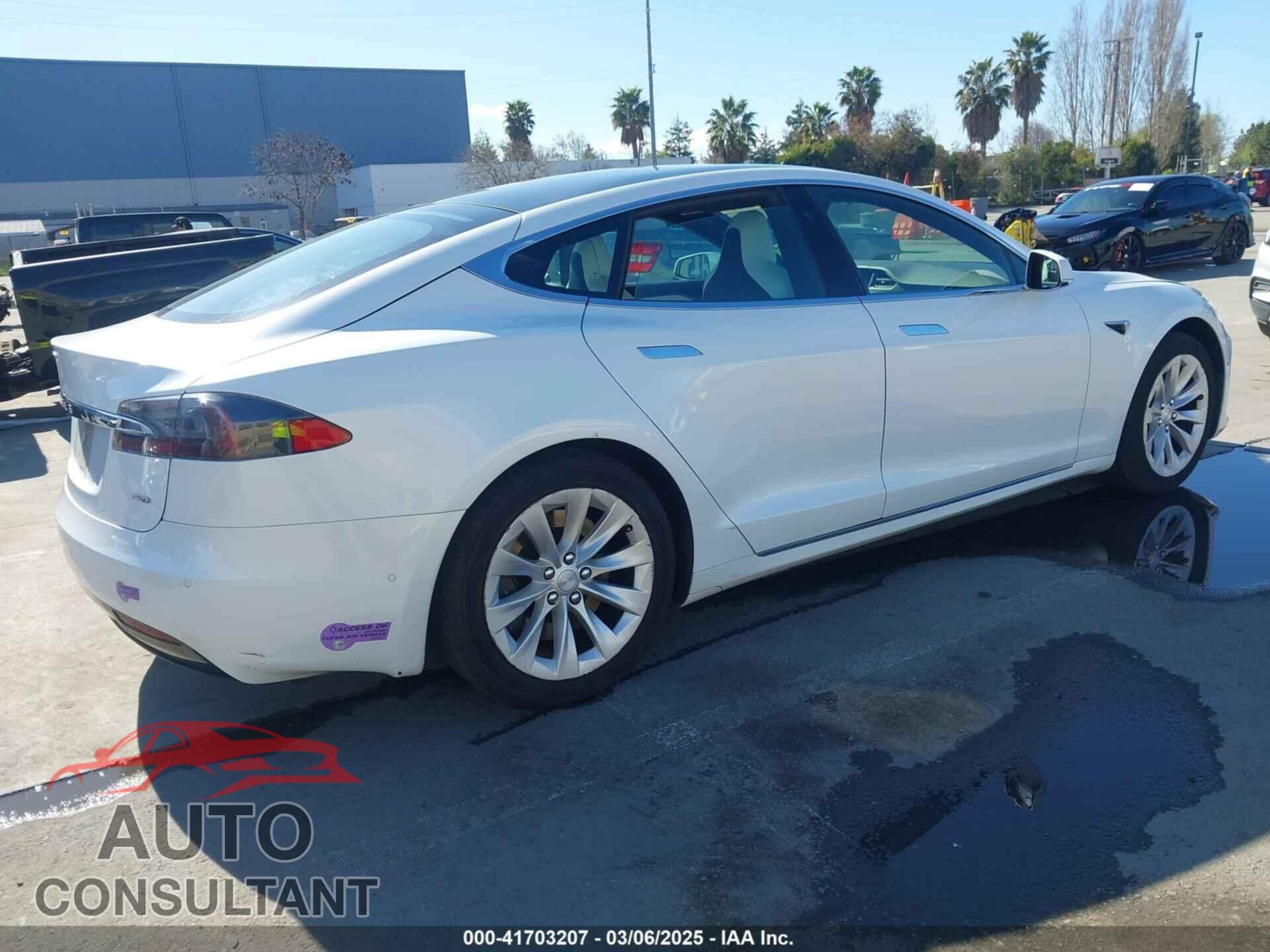 TESLA MODEL S 2018 - 5YJSA1E22JF271649