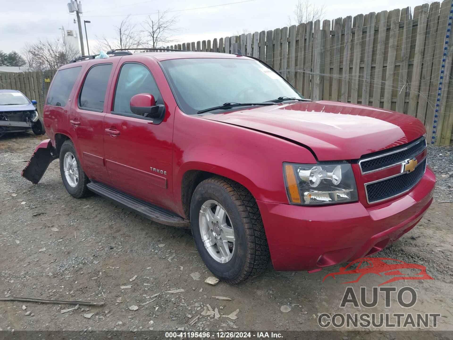 CHEVROLET TAHOE 2013 - 1GNSKBE04DR174606