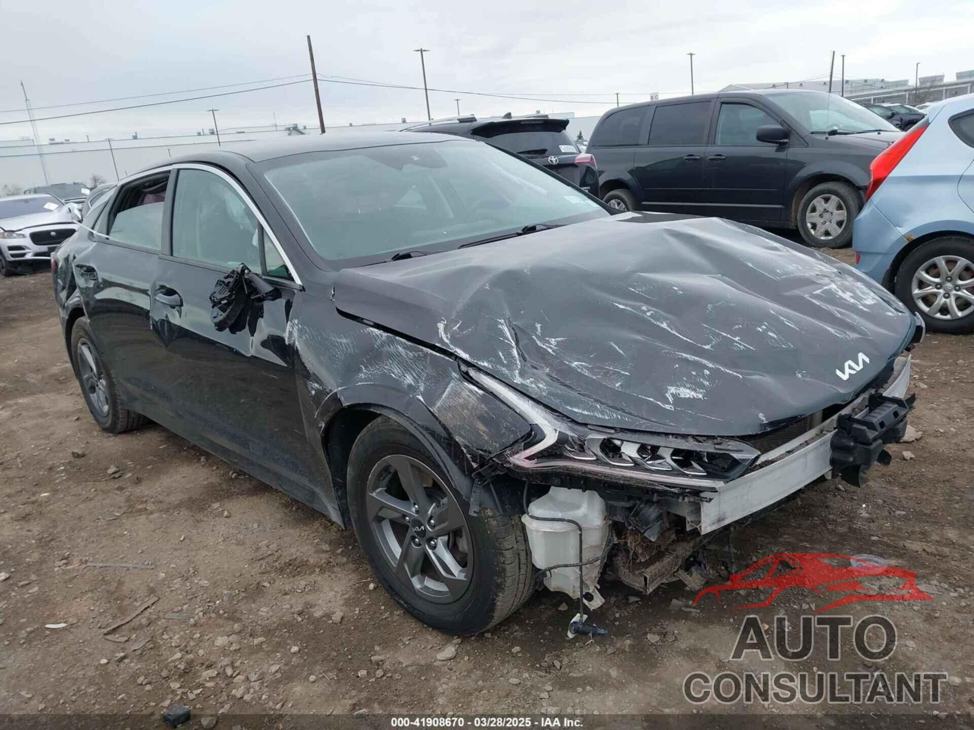 KIA K5 2022 - 5XXG14J20NG096043