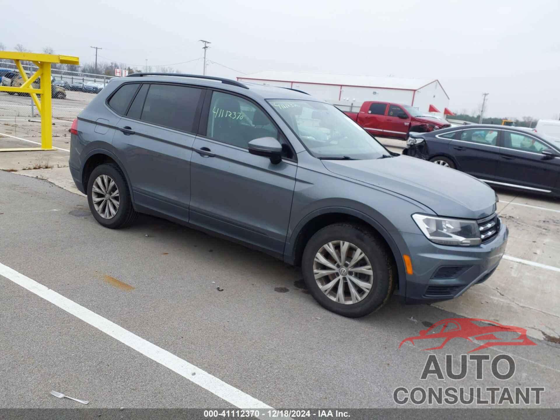 VOLKSWAGEN TIGUAN 2018 - 3VV1B7AX8JM075788