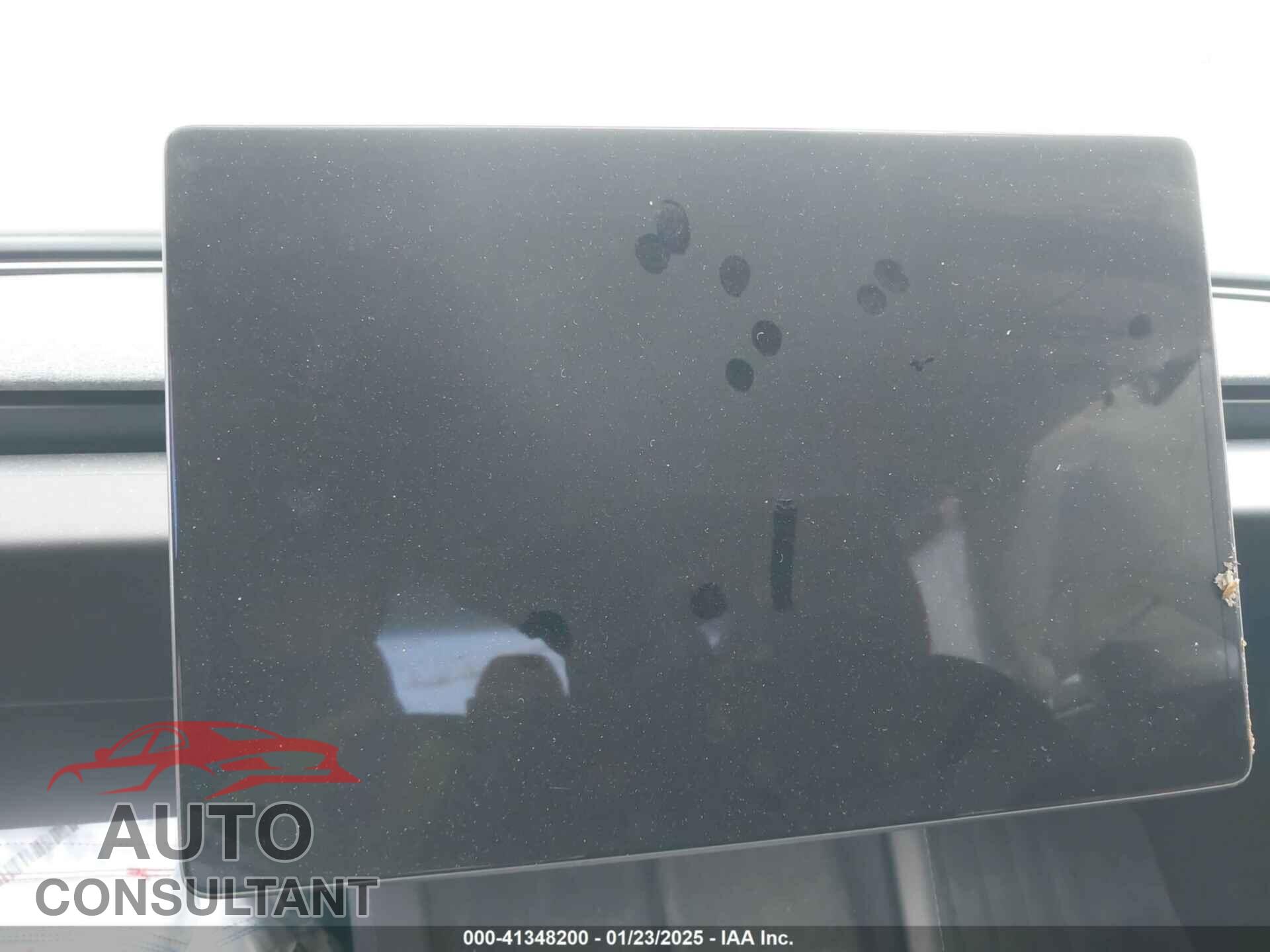 TESLA MODEL 3 2024 - 5YJ3E1EA7RF735871