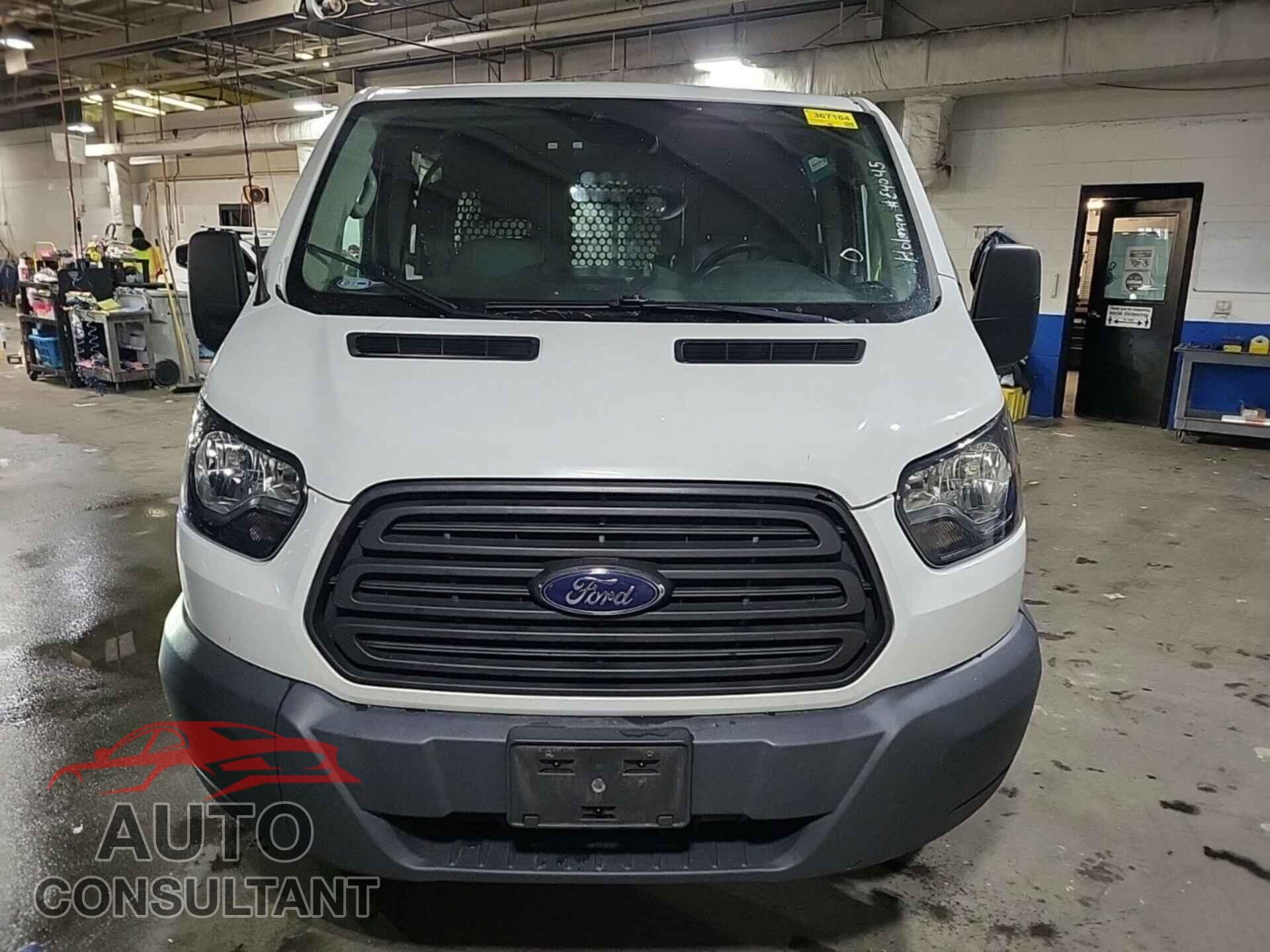 FORD TRANSIT 2016 - 1FTYR1YM1GKB54561