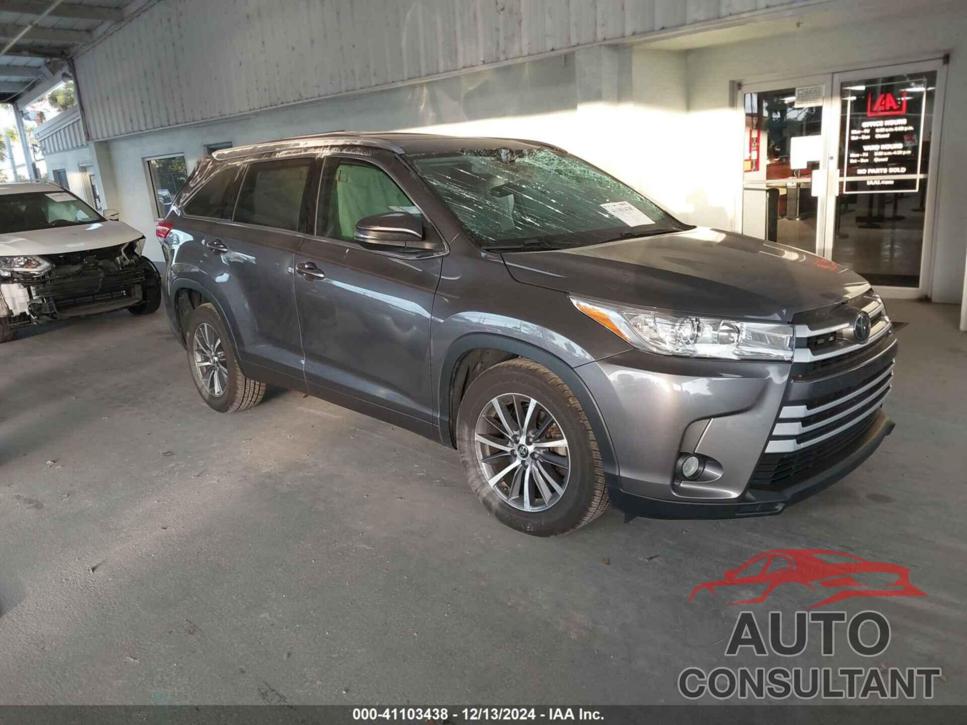 TOYOTA HIGHLANDER 2018 - 5TDKZRFH9JS541143