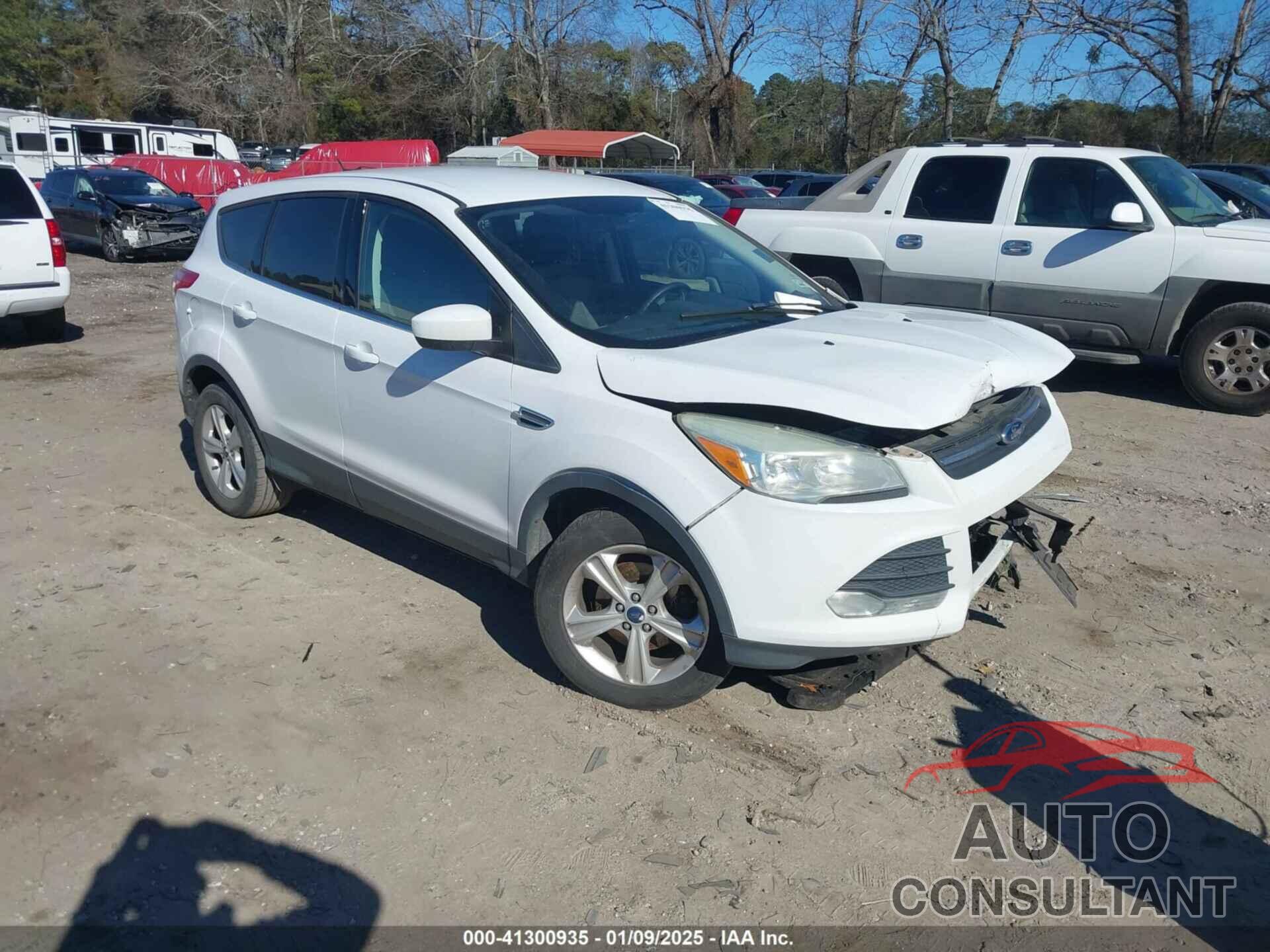 FORD ESCAPE 2016 - 1FMCU0GX9GUB08815